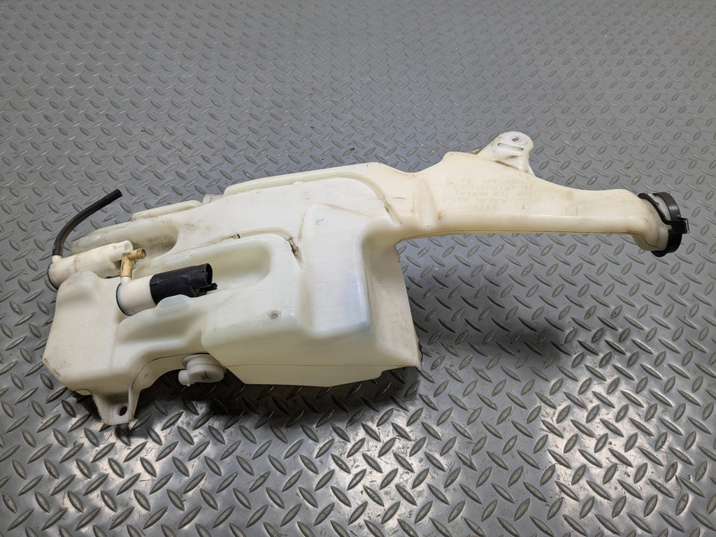 2010 - 2014 OEM CADILLAC ESCALADE ESV WINDSHIELD WASHER BOTTLE RESERVOIR TANK