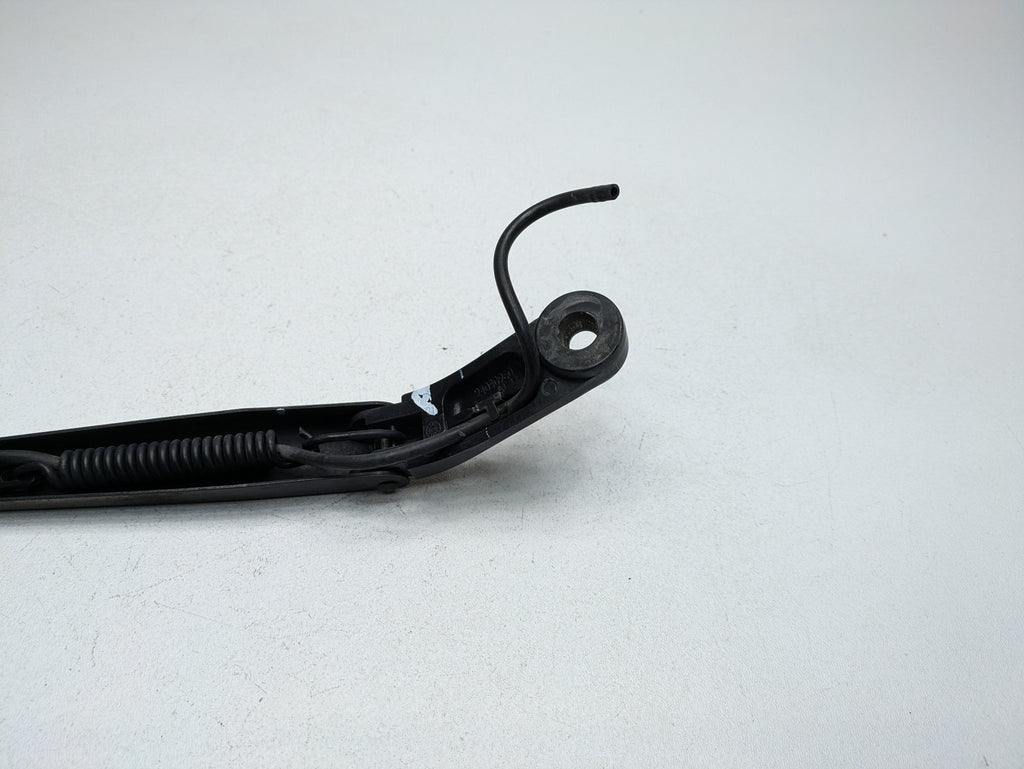 2010 - 2014 OEM CADILLAC ESCALADE ESV FRONT RIGHT PASSENGER WINDSHIELD WIPER ARM