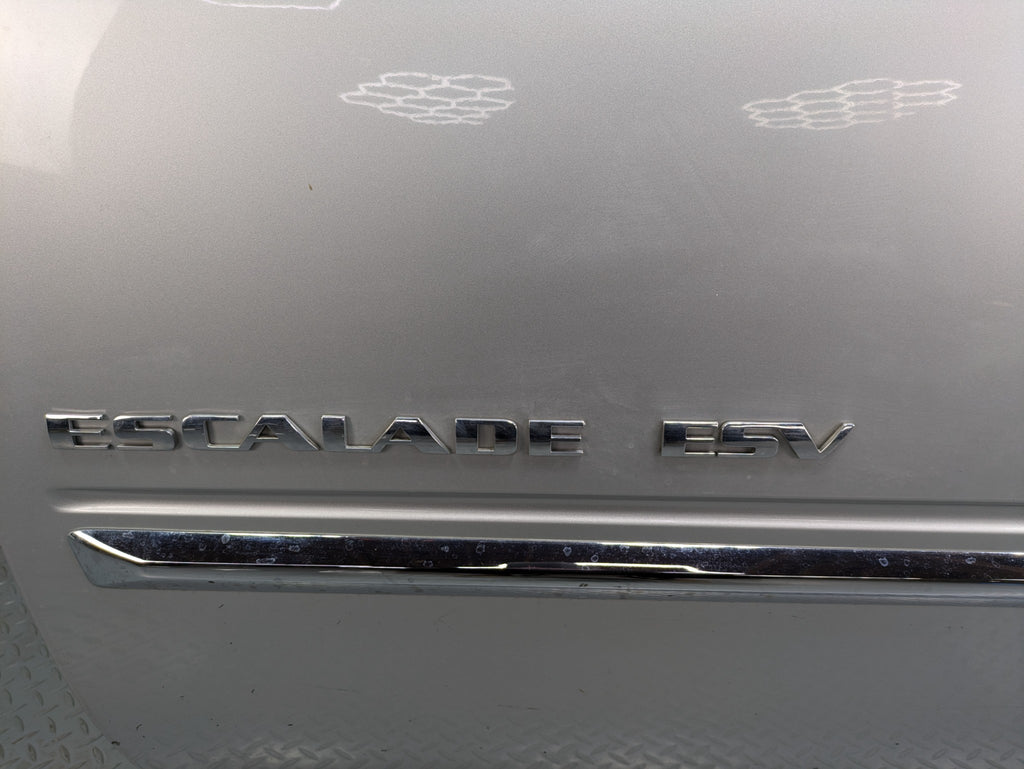2010 - 2014 OEM CADILLAC ESCALADE ESV FRONT LEFT DRIVER SIDE DOOR SHELL PANEL