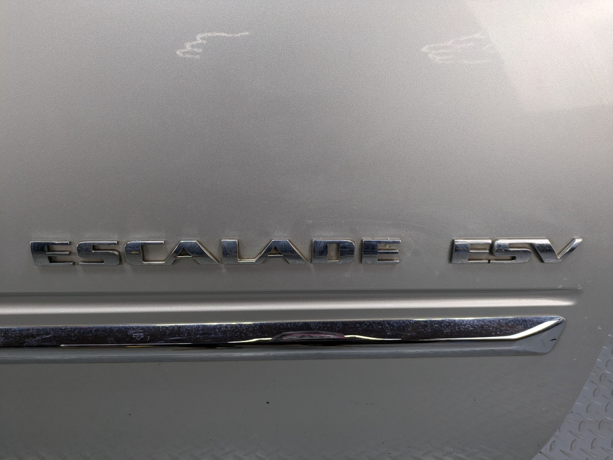 10 - 14 OEM CADILLAC ESCALADE ESV FRONT RIGHT PASSENGER SIDE DOOR SHELL PANEL