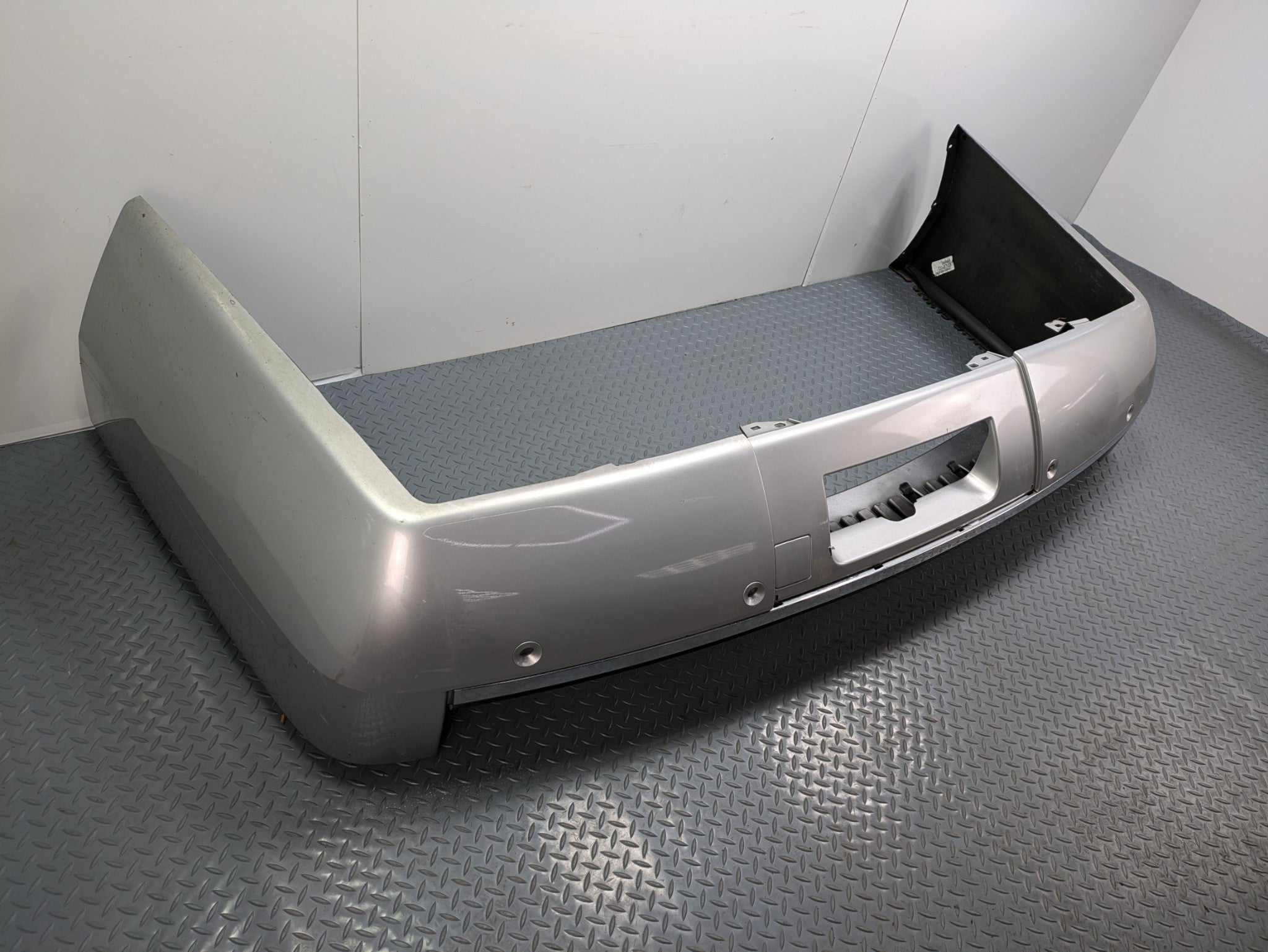 2010 - 2014 OEM CADILLAC ESCALADE ESV REAR BUMPER COVER PANEL ASSEMBLY