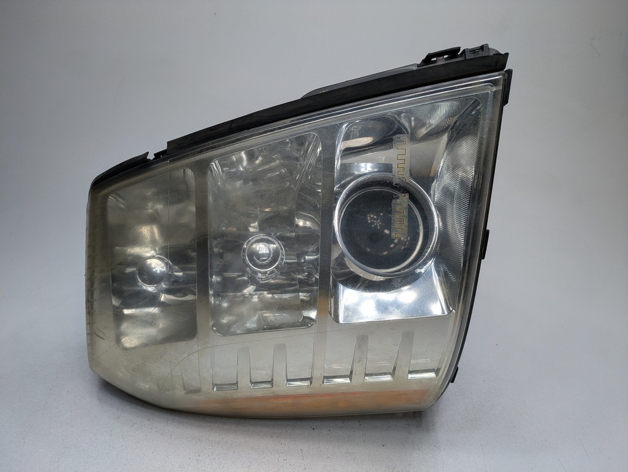 2010 - 2014 OEM CADILLAC ESCALADE ESV FRONT RIGHT SIDE XENON HEADLIGHT ASSEMBLY