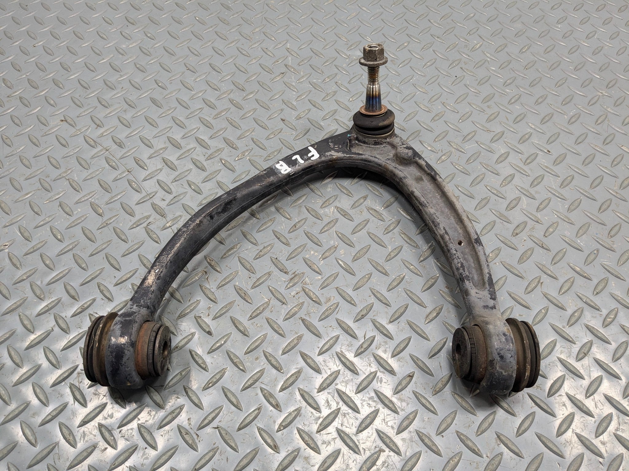 2010 - 2014 OEM CADILLAC ESCALADE ESV FRONT LEFT DRIVER SIDE UPPER CONTROL ARM