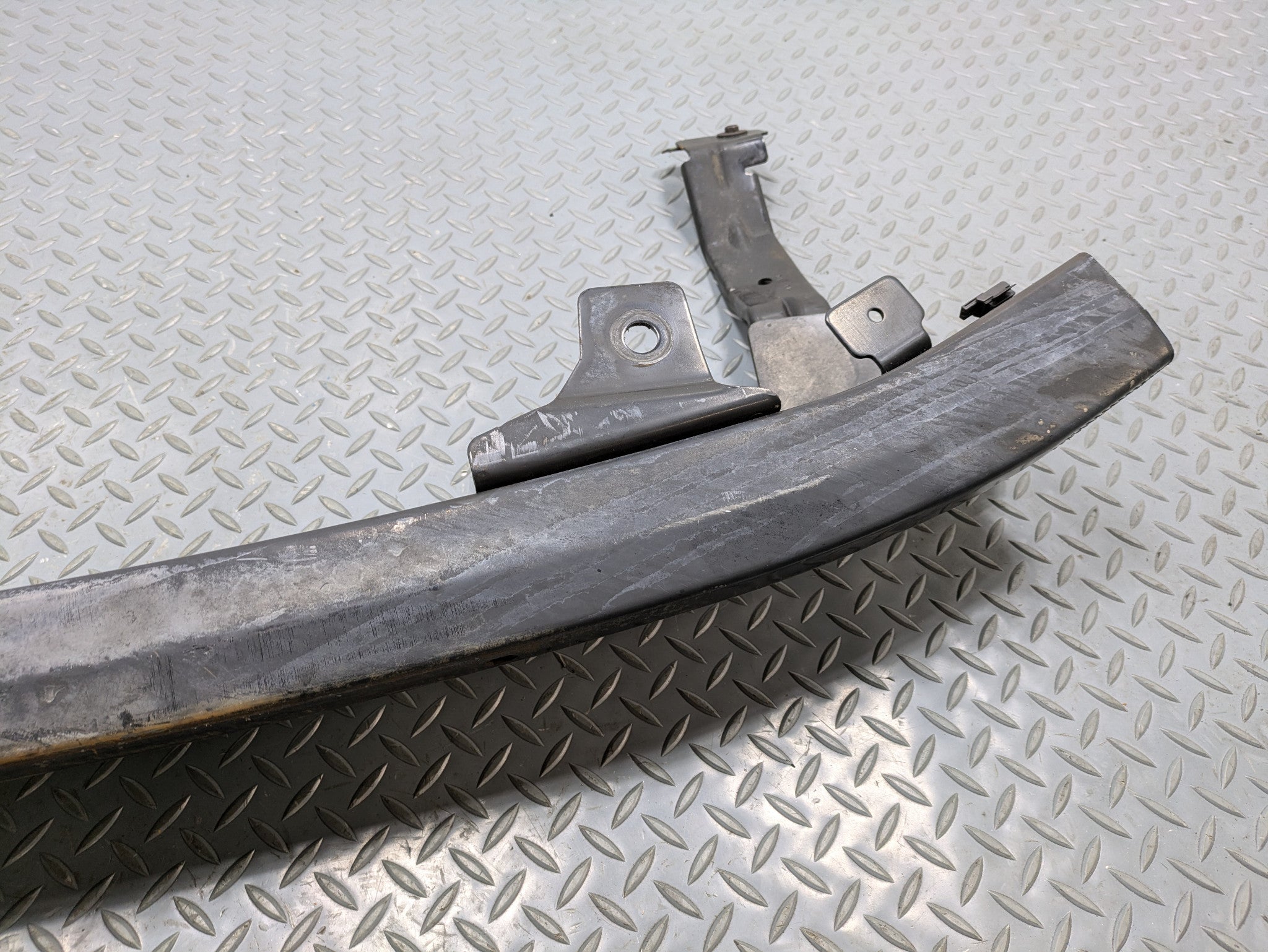 2010 - 2014 OEM CADILLAC ESCALADE ESV FRONT BUMPER REINFORCEMENT IMPACT BAR