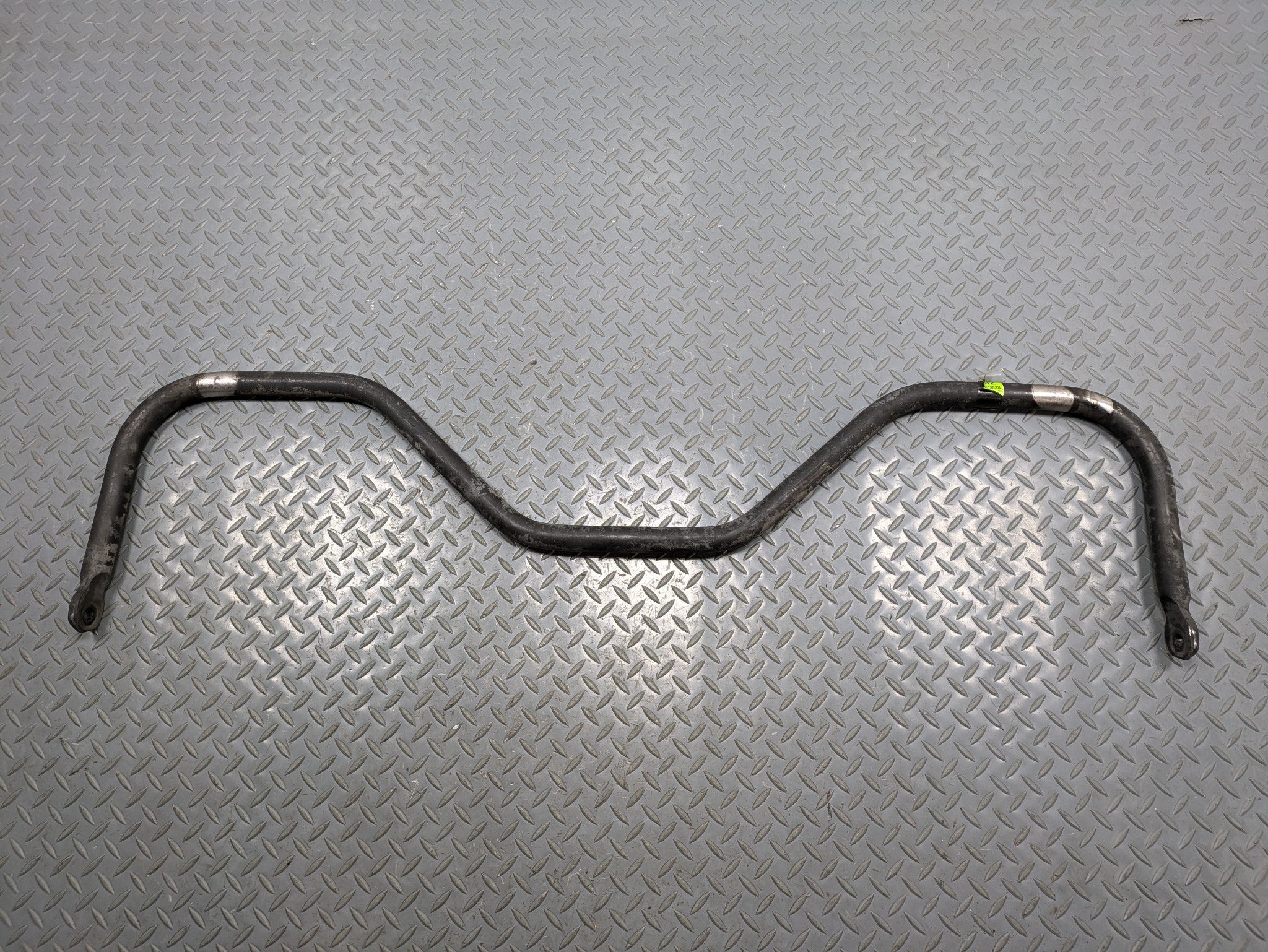2010 - 2014 OEM CADILLAC ESCALADE ESV REAR STABILIZER ANTI ROLL SWAY BAR FITS
