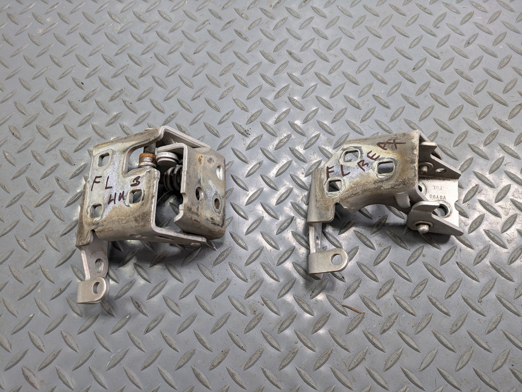 2010 - 2014 OEM CADILLAC ESCALADE ESV FRONT LEFT DRIVER SIDE DOOR HINGES SET