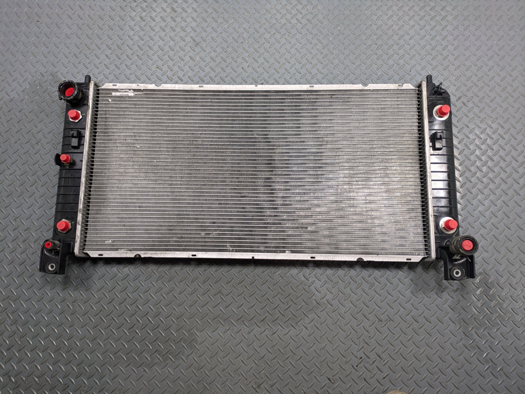 2010 - 2014 OEM CADILLAC ESCALADE ESV ENGINE RADIATOR ASSEMBLY