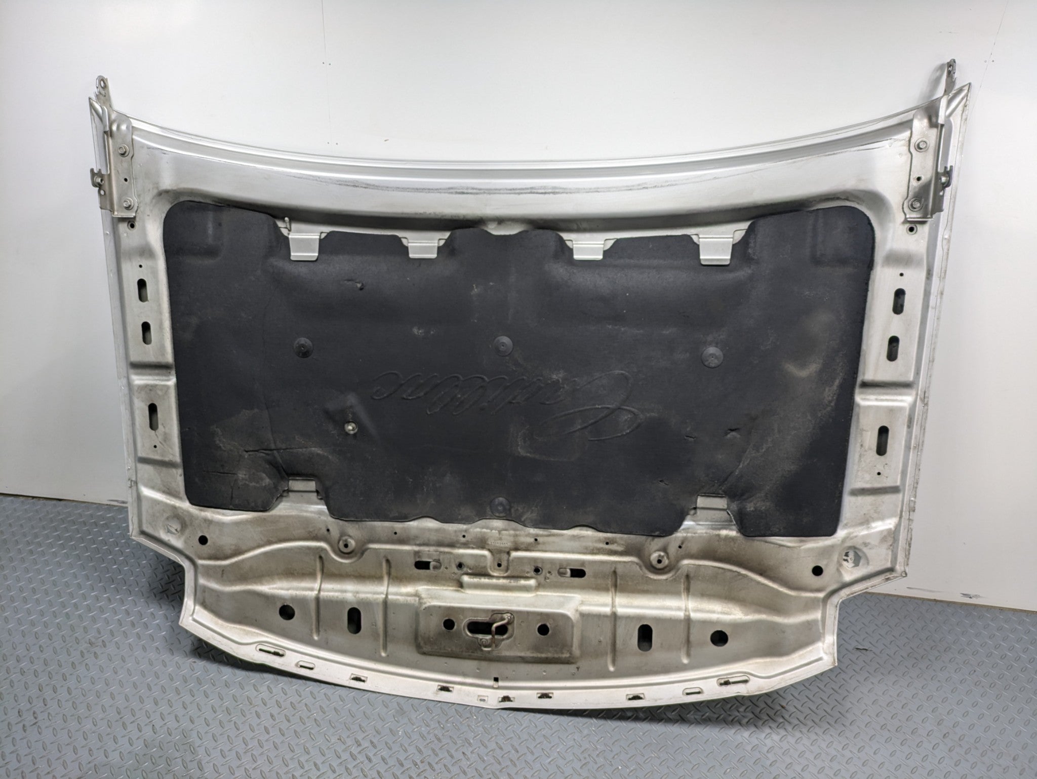 2010 - 2014 OEM CADILLAC ESCALADE ESV FRONT HOOD BONNET SHELL PANEL ASSEMBLY