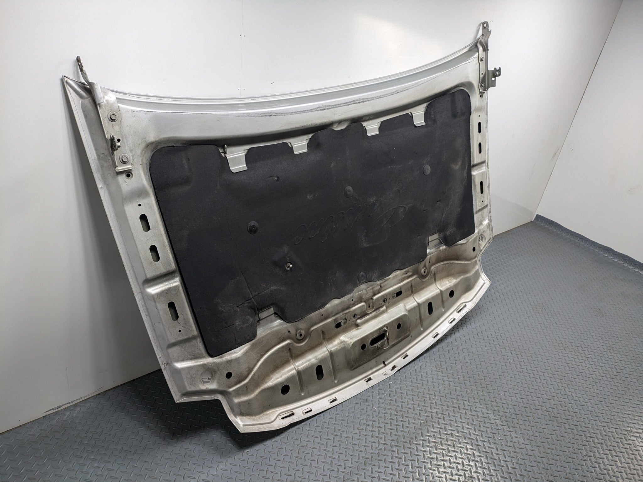 2010 - 2014 OEM CADILLAC ESCALADE ESV FRONT HOOD BONNET SHELL PANEL ASSEMBLY