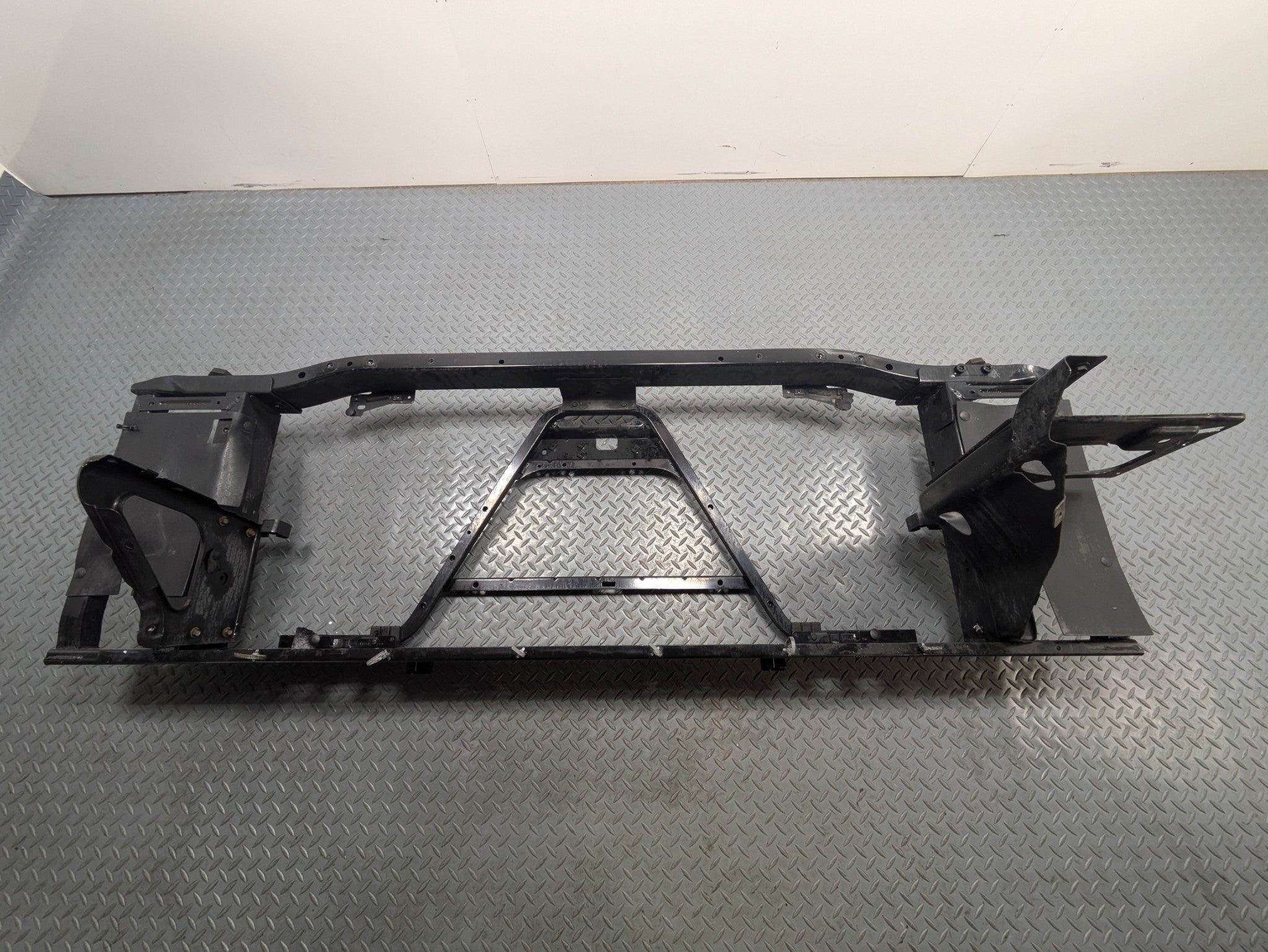 2010 - 2014 OEM CADILLAC ESCALADE ESV FRONT RADIATOR SUPPORT ASSEMBLY