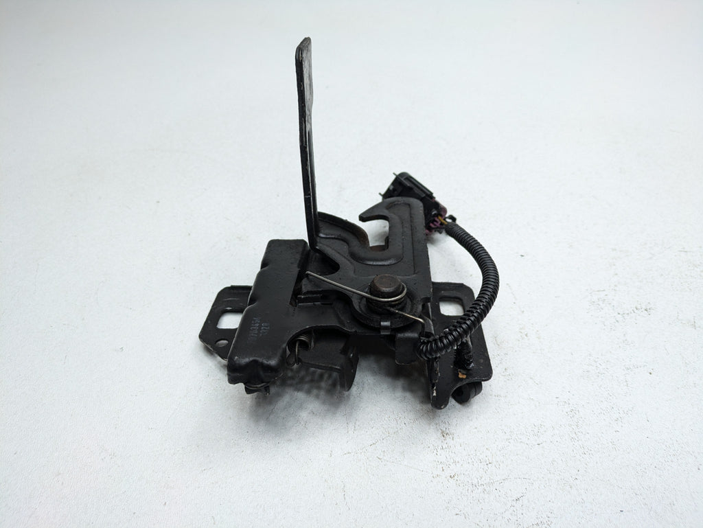 2010 - 2014 OEM CADILLAC ESCALADE ESV HOOD LOCK LATCH RELEASE ACTUATOR ASSEMBLY