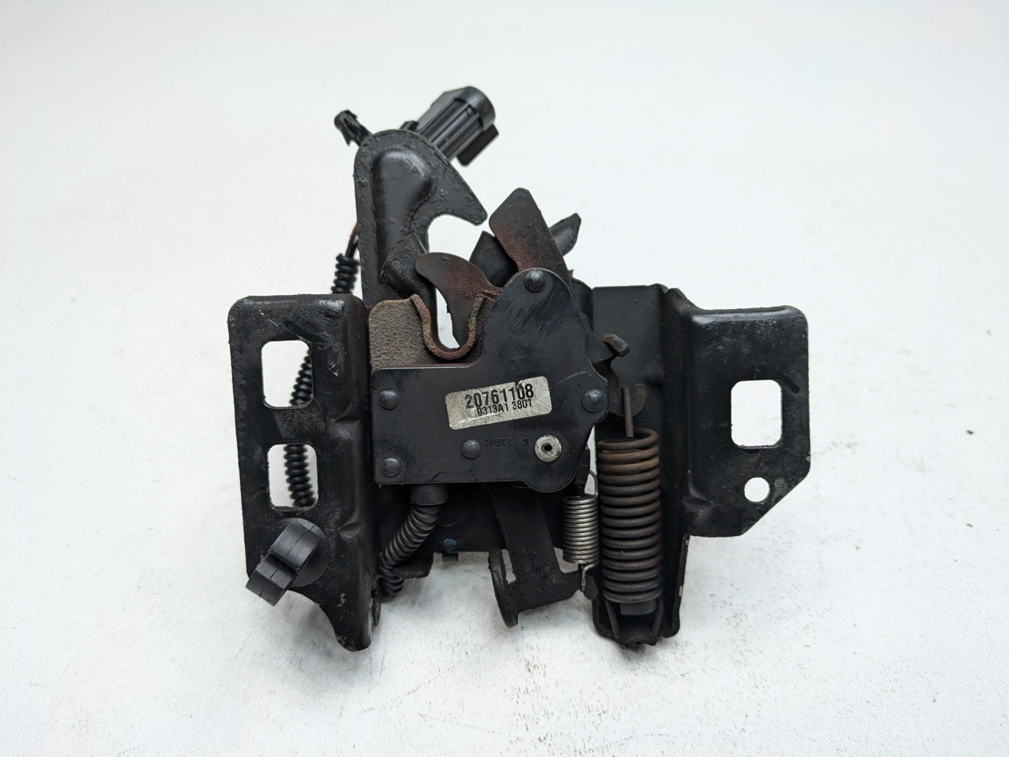 2010 - 2014 OEM CADILLAC ESCALADE ESV HOOD LOCK LATCH RELEASE ACTUATOR ASSEMBLY