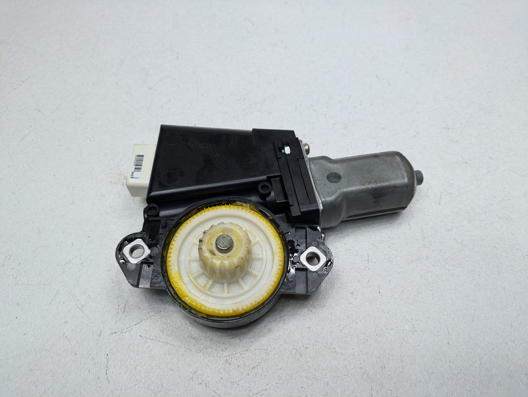 2010 - 2014 OEM CADILLAC ESCALADE ESV SUNROOF WINDOW CONTROL MOTOR ASSEMBLY
