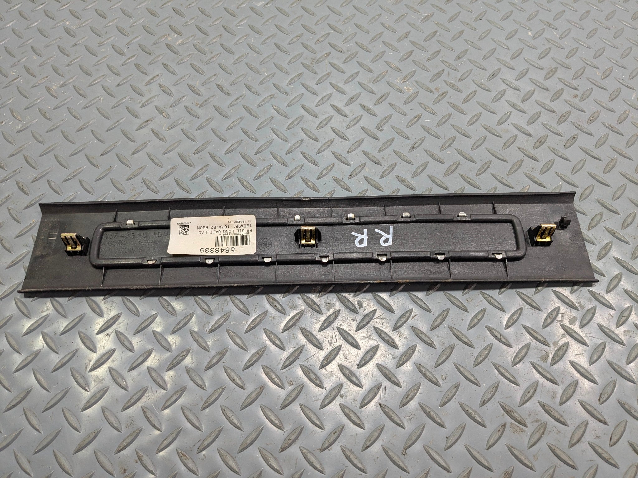 2010 - 2014 OEM CADILLAC ESCALADE ESV REAR RIGHT SIDE DOOR SILL PLATE TRIM