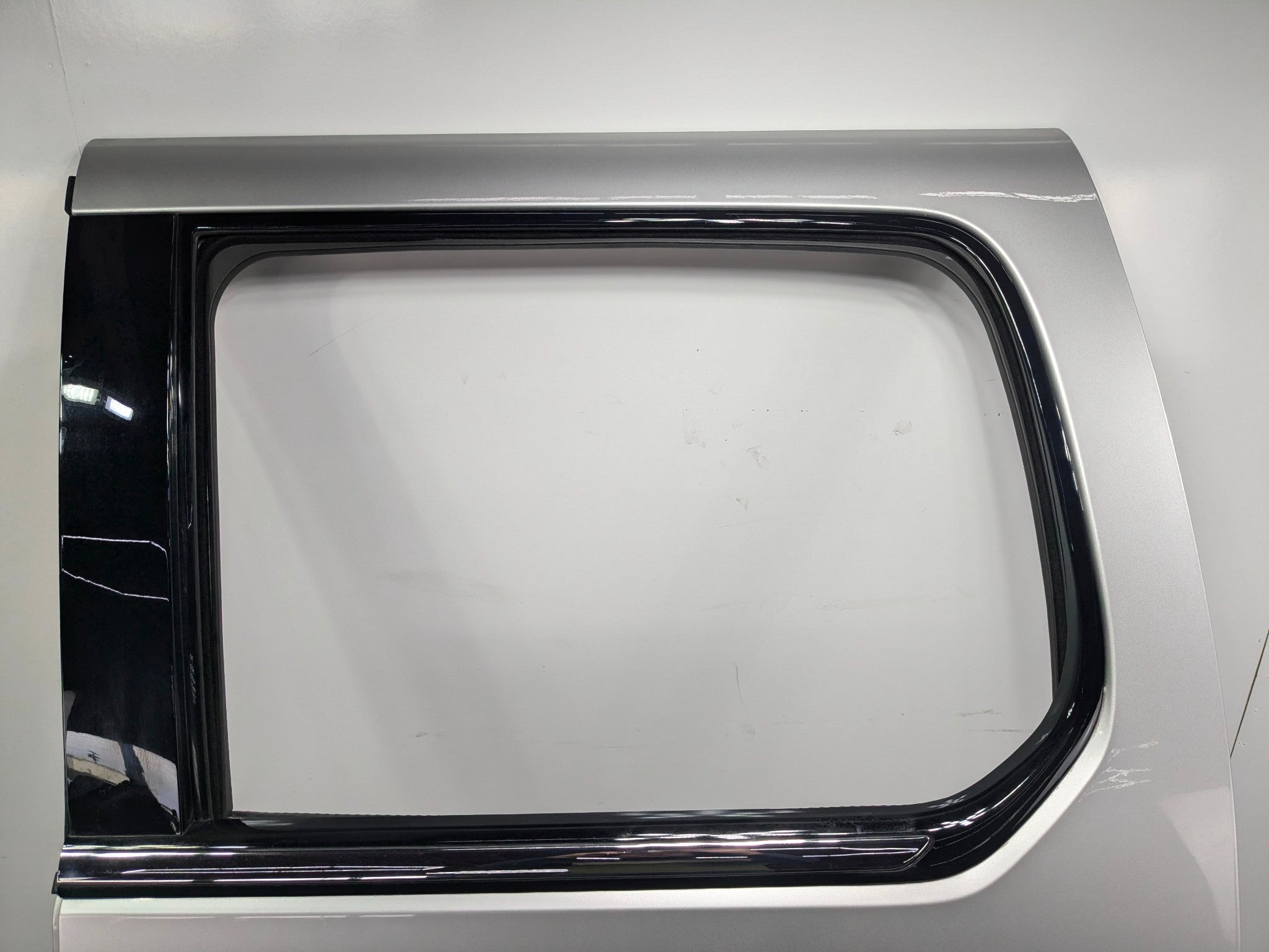 2010 - 2014 OEM CADILLAC ESCALADE ESV REAR LEFT DRIVER SIDE DOOR SHELL PANEL