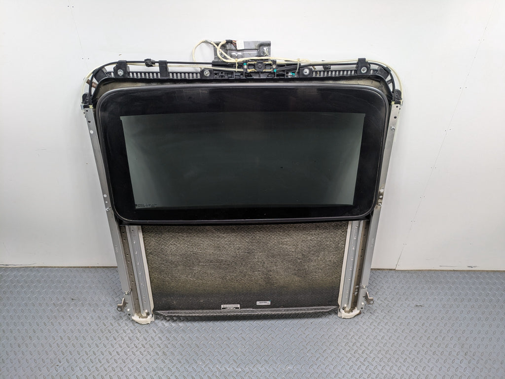 2010 - 2014 OEM CADILLAC ESCALADE ESV UPPER OVERHEAD SUN ROOF GLASS TRACK FRAME