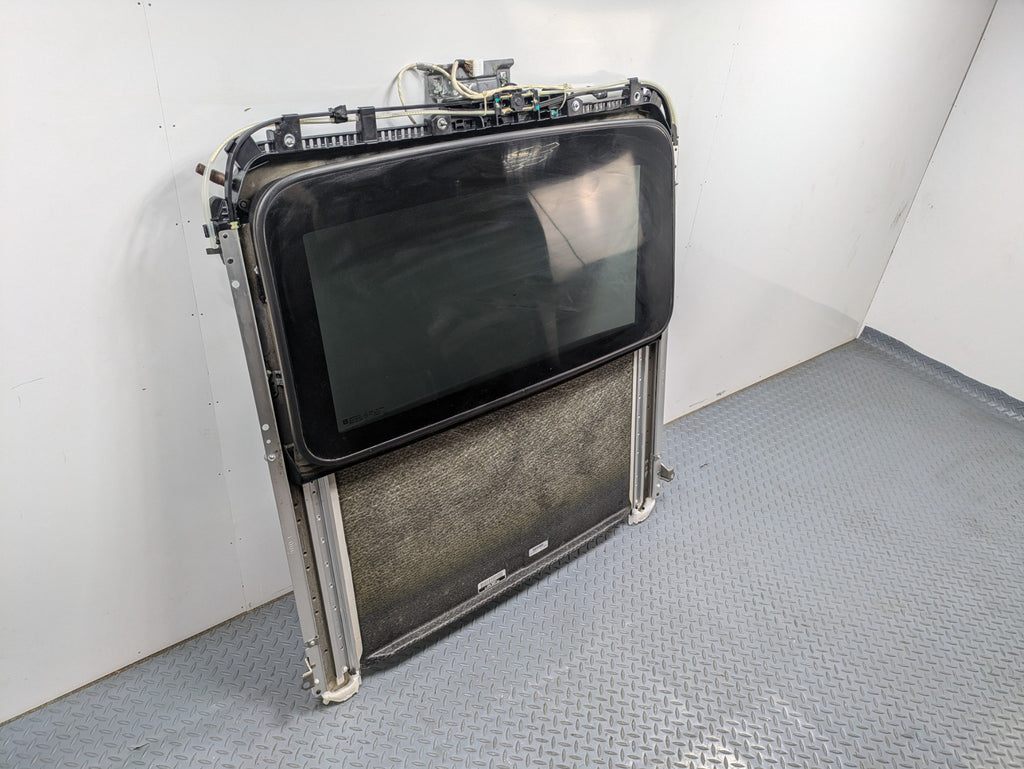 2010 - 2014 OEM CADILLAC ESCALADE ESV UPPER OVERHEAD SUN ROOF GLASS TRACK FRAME