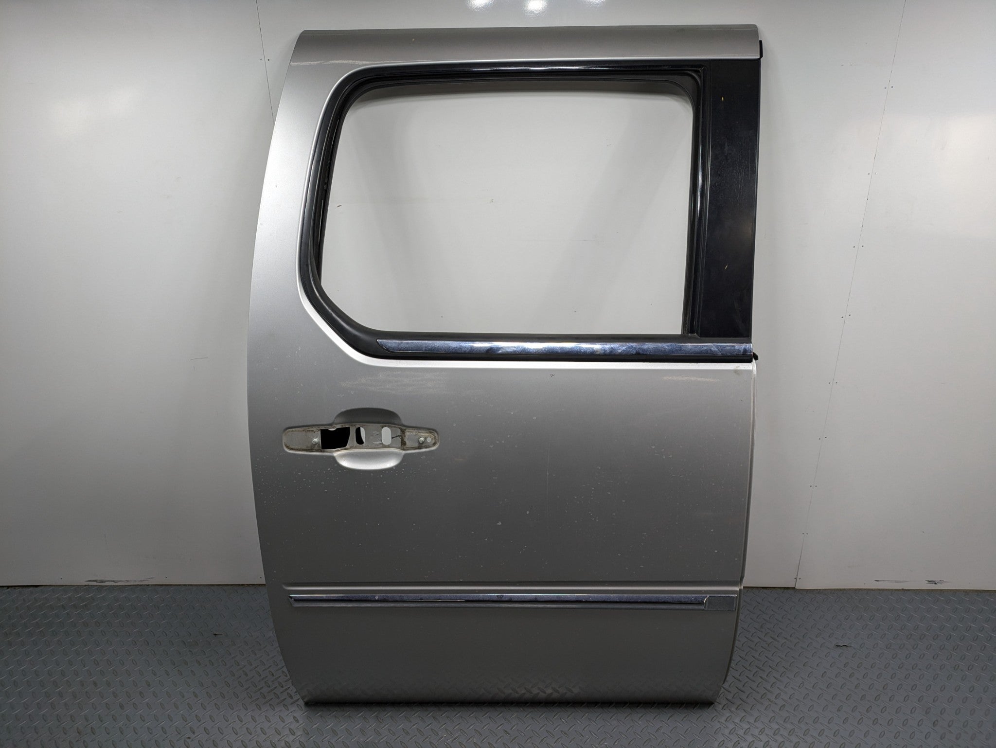 2010 - 2014 OEM CADILLAC ESCALADE ESV REAR RIGHT PASSENGER SIDE DOOR SHELL PANEL