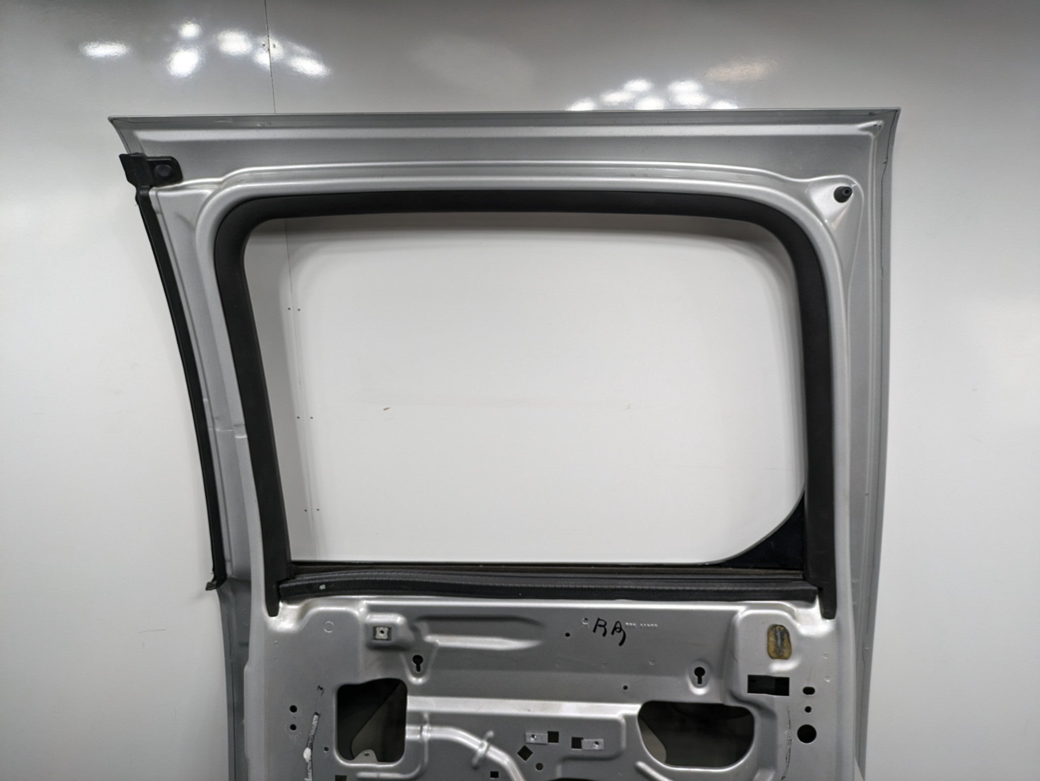 2010 - 2014 OEM CADILLAC ESCALADE ESV REAR RIGHT PASSENGER SIDE DOOR SHELL PANEL