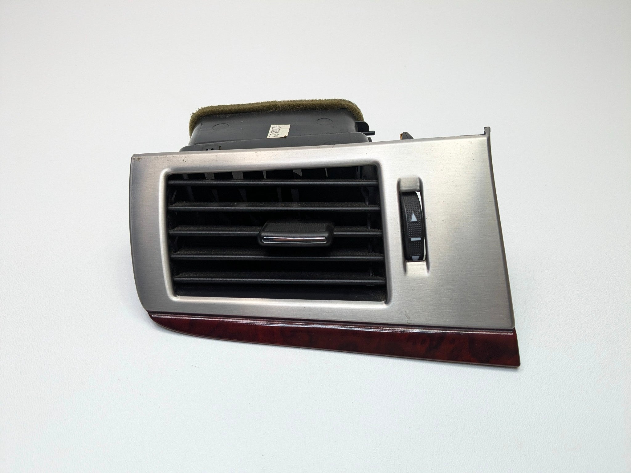 10 - 14 OEM CADILLAC ESCALADE ESV FRONT LEFT DRIVER SIDE DASH AC HEATER AIR VENT