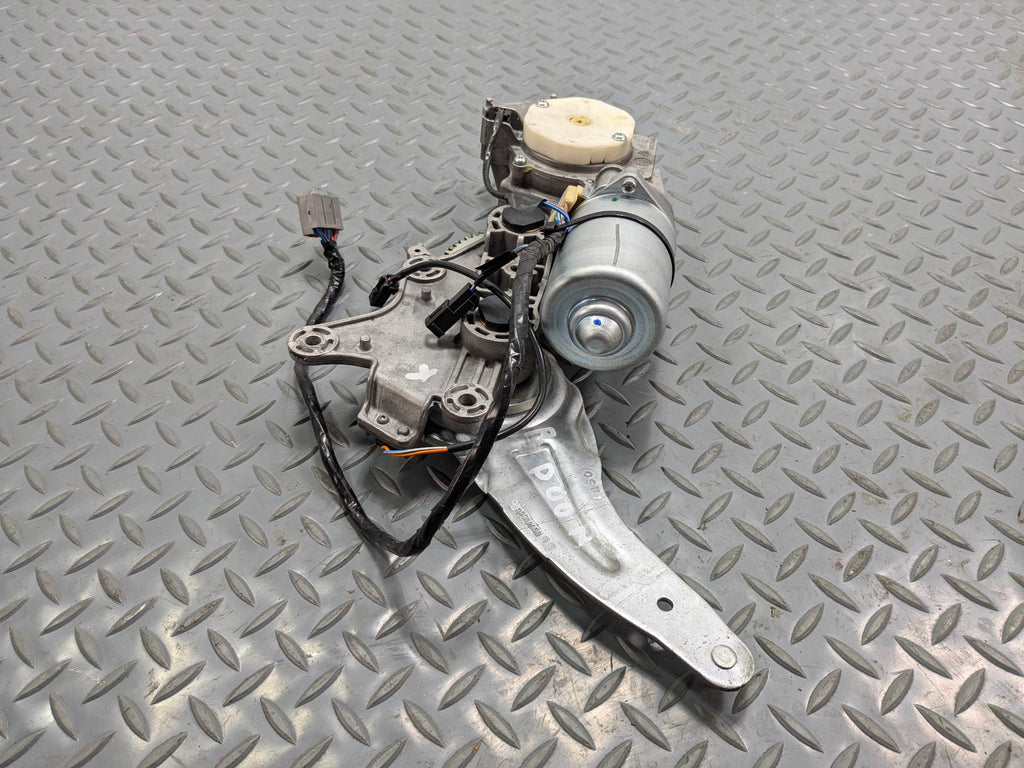 2010 - 2014 OEM CADILLAC ESCALADE ESV REAR LIFTGATE TAILGATE LIFT MOTOR ACTUATOR