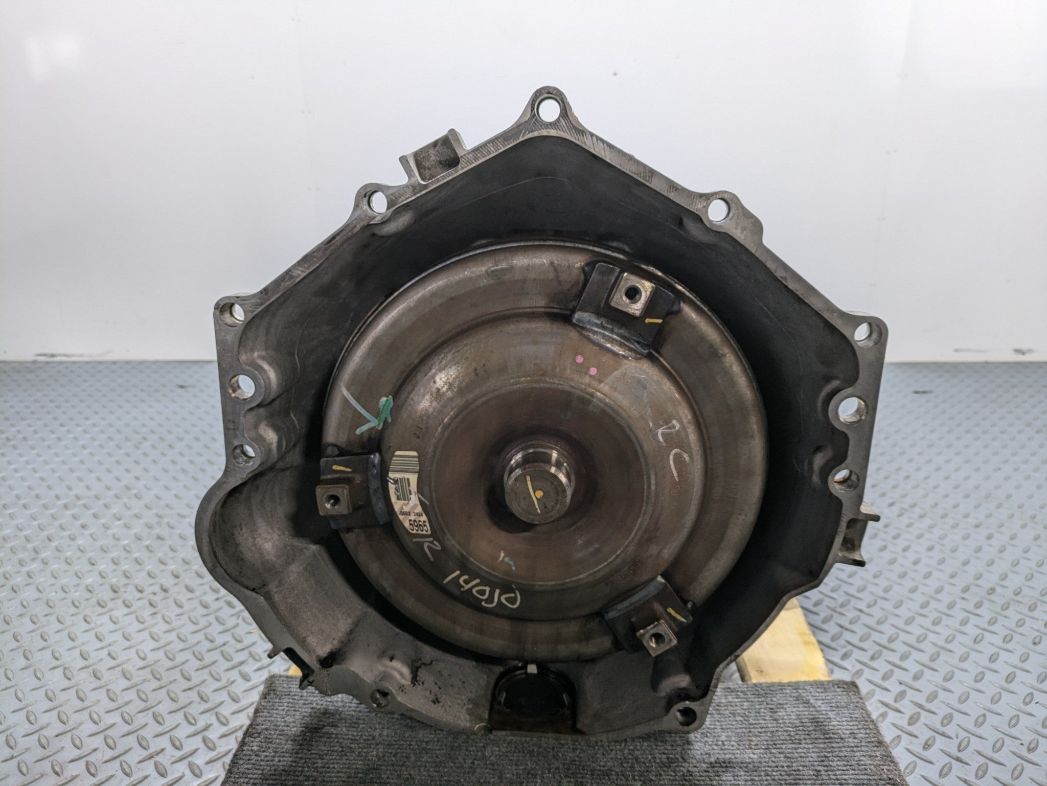 2010 - 2014 OEM CADILLAC ESCALADE ESV AUTOMATIC TRANSMISSION GEARBOX ASSEMBLY
