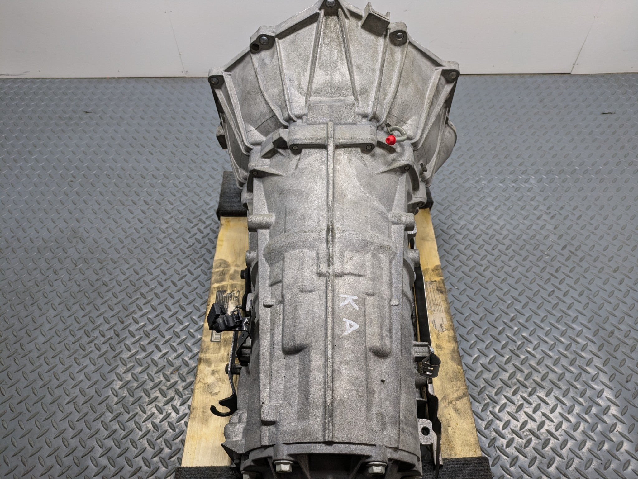 2010 - 2014 OEM CADILLAC ESCALADE ESV AUTOMATIC TRANSMISSION GEARBOX ASSEMBLY