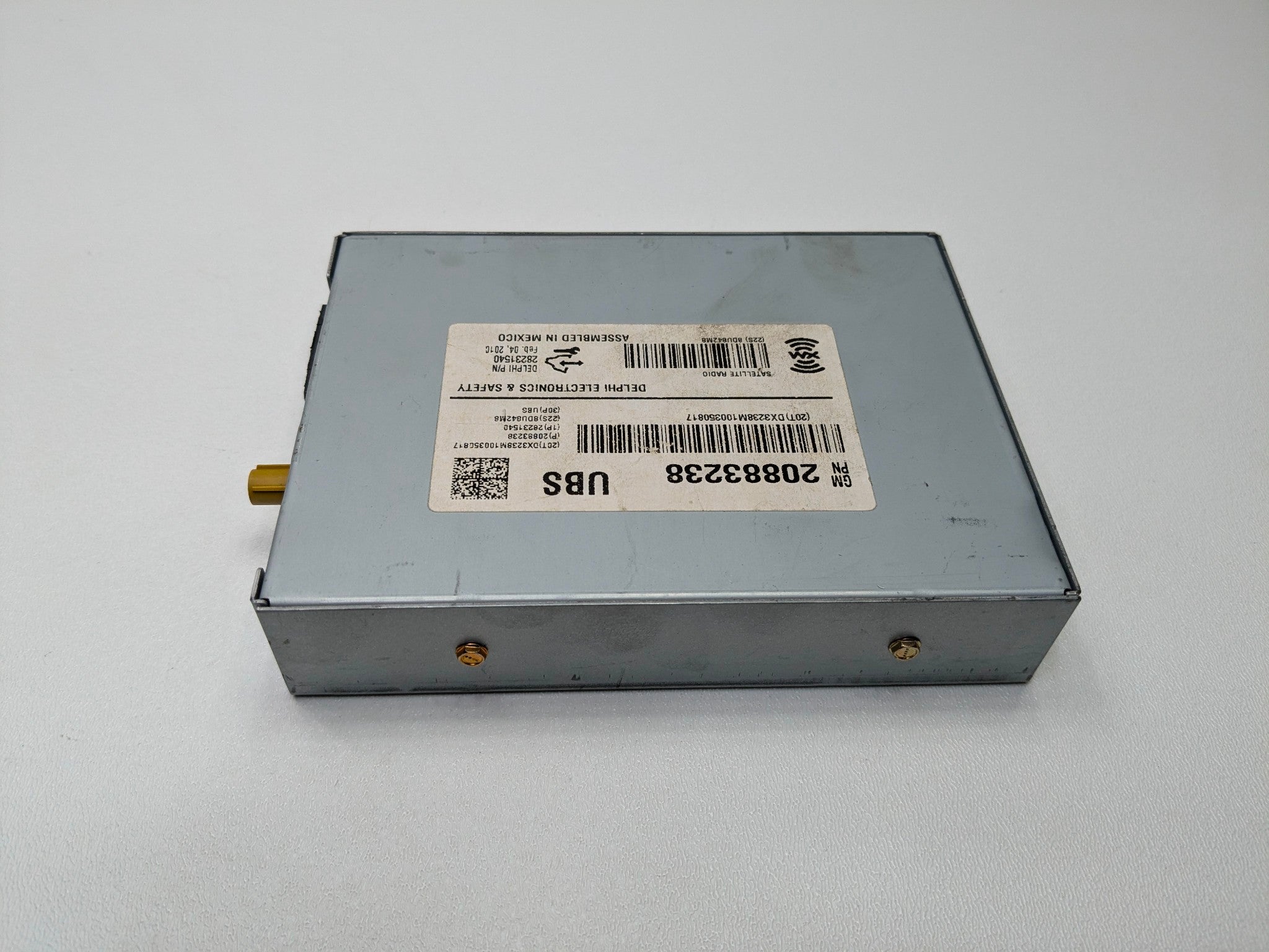 2010 - 2014 OEM CADILLAC ESCALADE ESV RADIO AUDIO SATELLITE RECEIVER MODULE UNIT