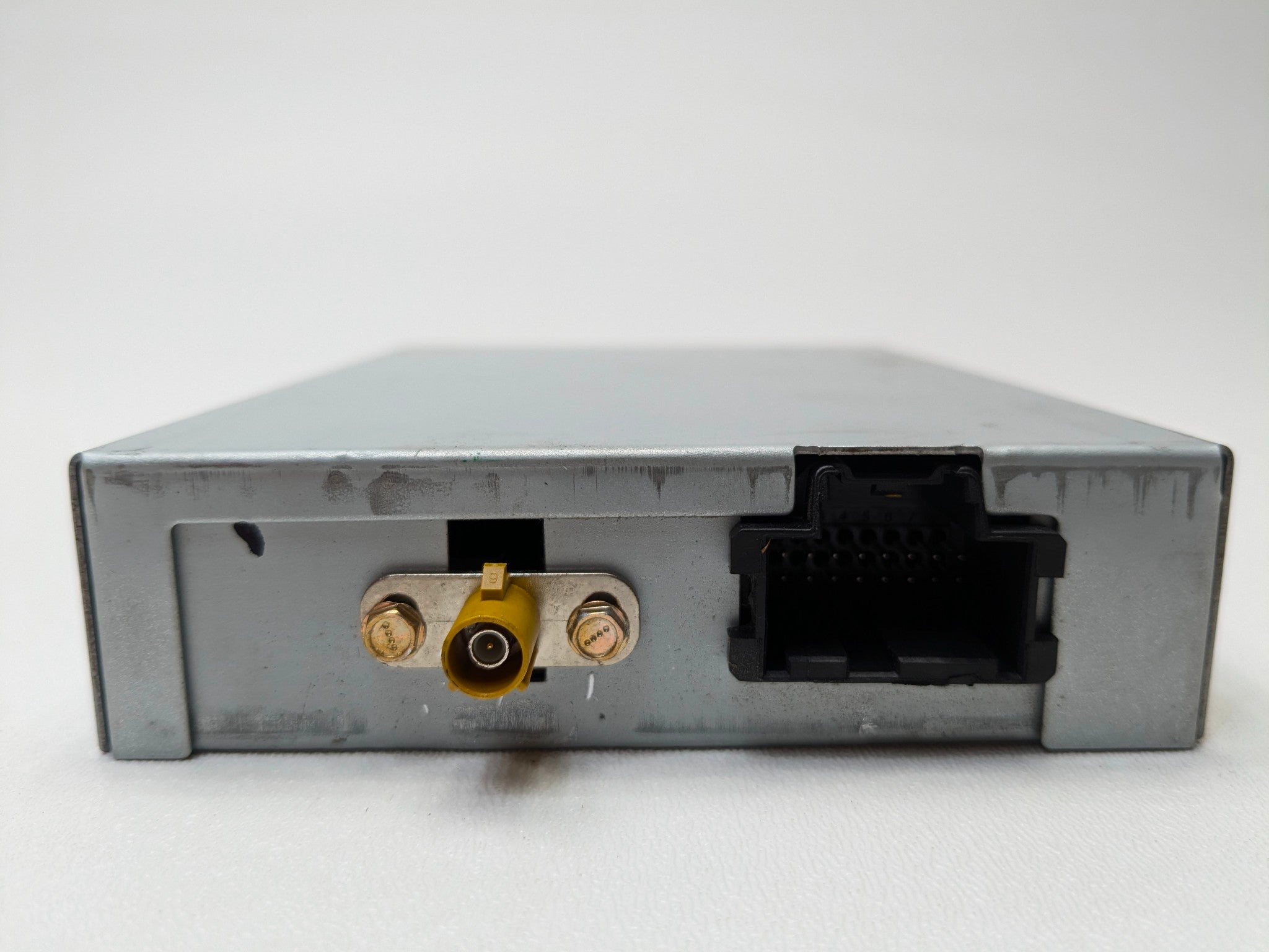 2010 - 2014 OEM CADILLAC ESCALADE ESV RADIO AUDIO SATELLITE RECEIVER MODULE UNIT