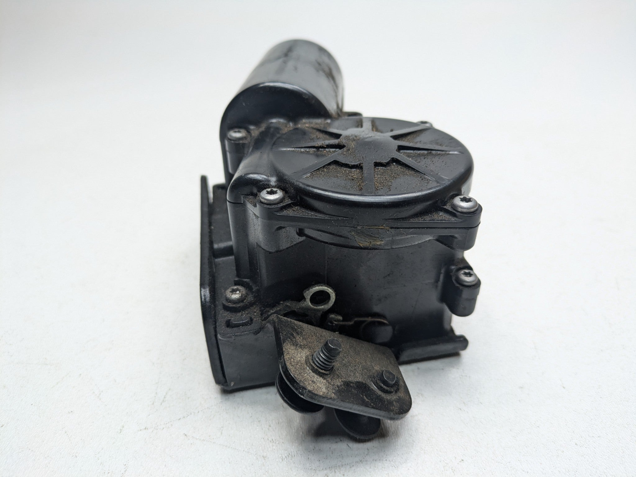 2010 - 2014 OEM CADILLAC ESCALADE ESV POWER TAILGATE LIFT MOTOR ASSEMBLY