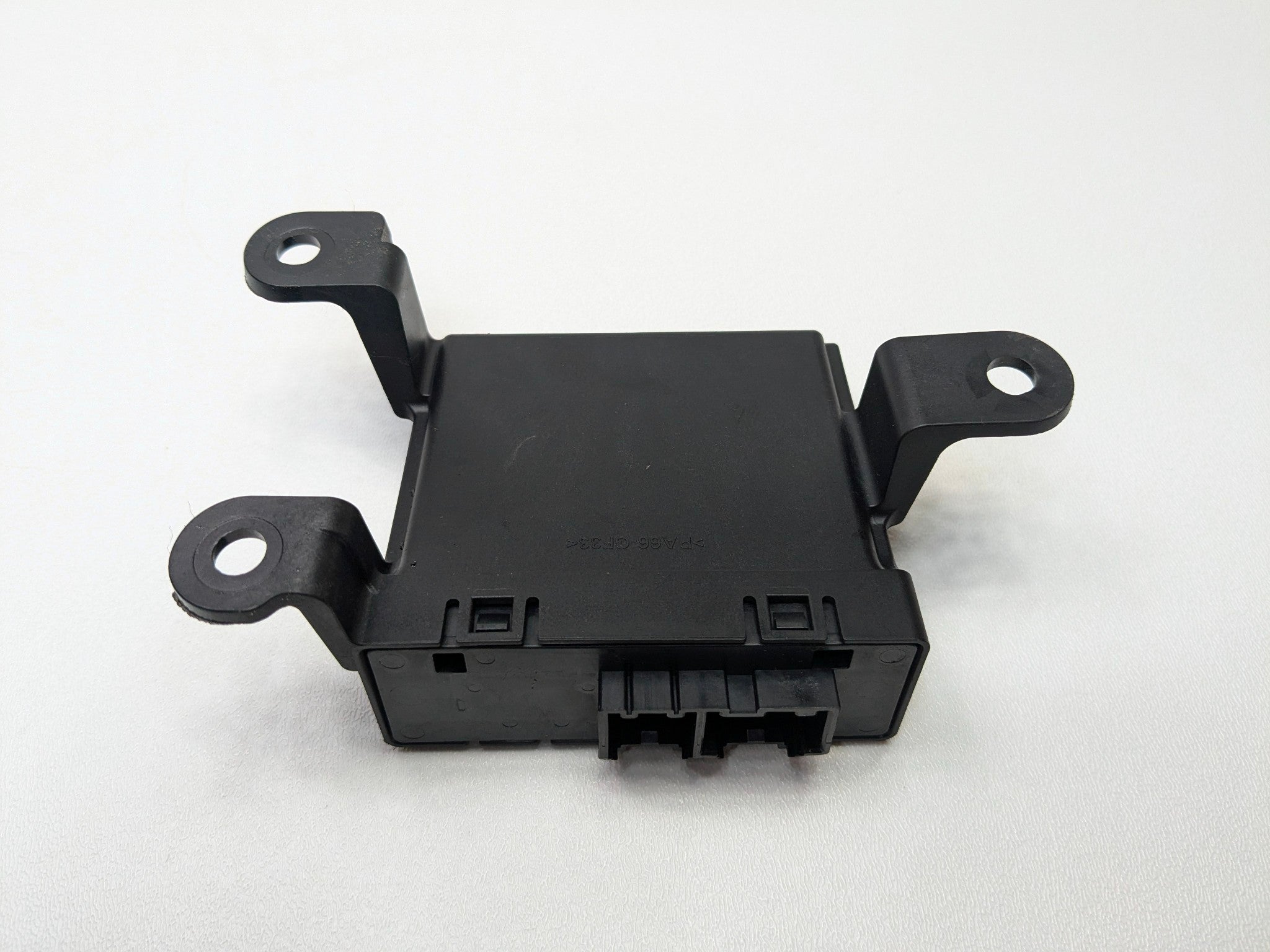 2010 - 2014 OEM CADILLAC ESCALADE ESV REAR DRIVER PARK ASSIST CONTROL MODULE