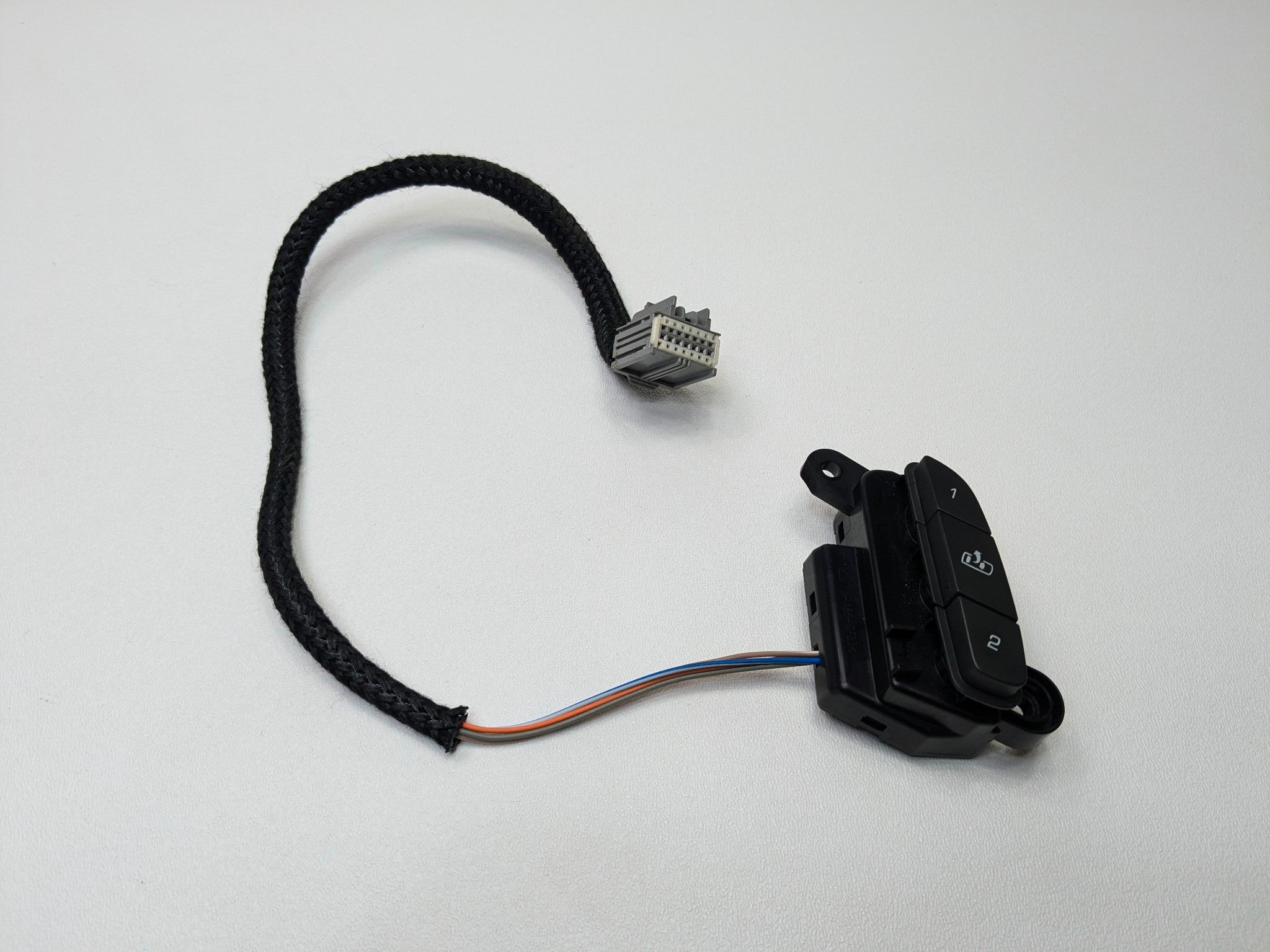 2010 - 2014 OEM CADILLAC ESCALADE ESV SEAT ADJUSTMENT MEMORY CONTROL SWITCH