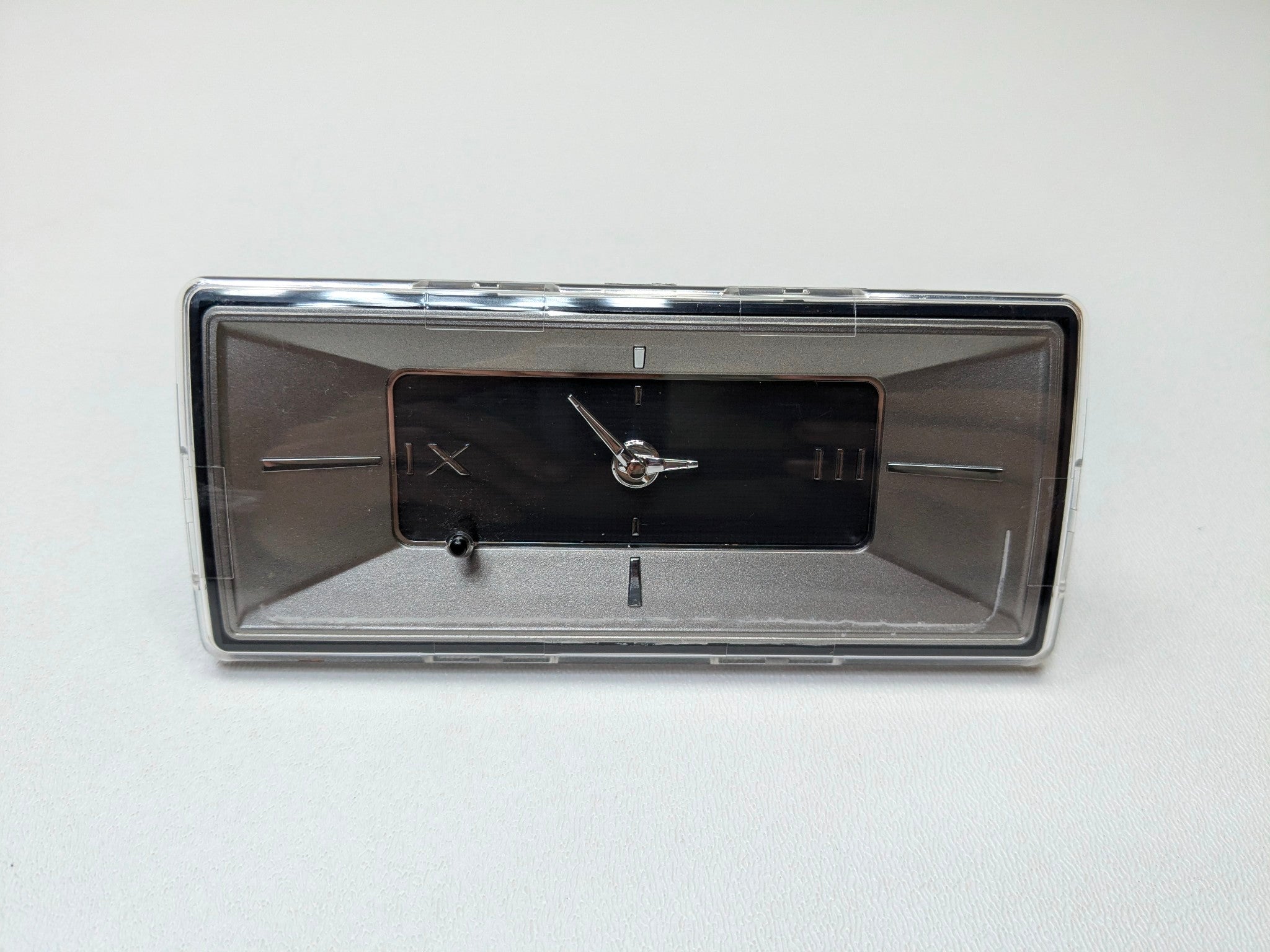 2010 - 2014 OEM CADILLAC ESCALADE ESV CENTER DASH ANALOG CLOCK