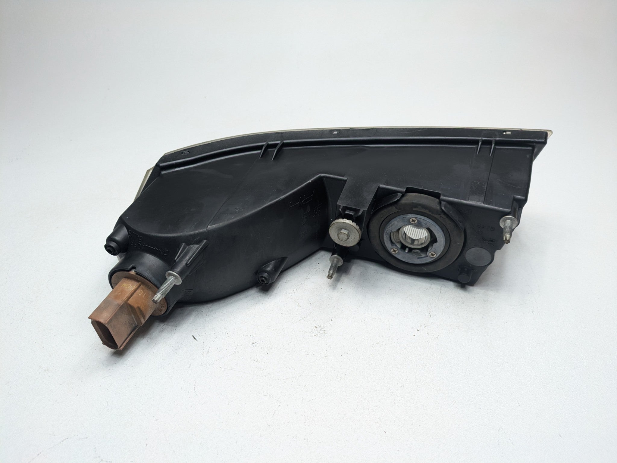 2010 - 2014 OEM CADILLAC ESCALADE ESV FRONT RIGHT SIDE FOG LIGHT ASSEMBLY