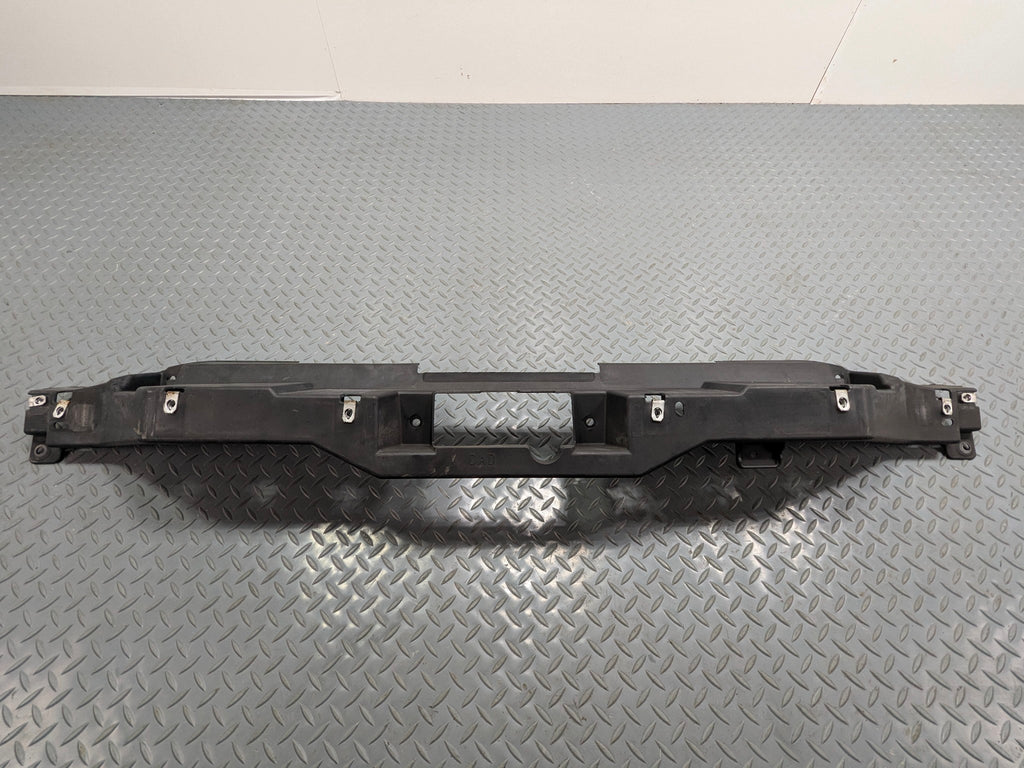 2010 - 2014 OEM CADILLAC ESCALADE ESV FRONT GRILLE UPPER BRACKET TRIM PANEL