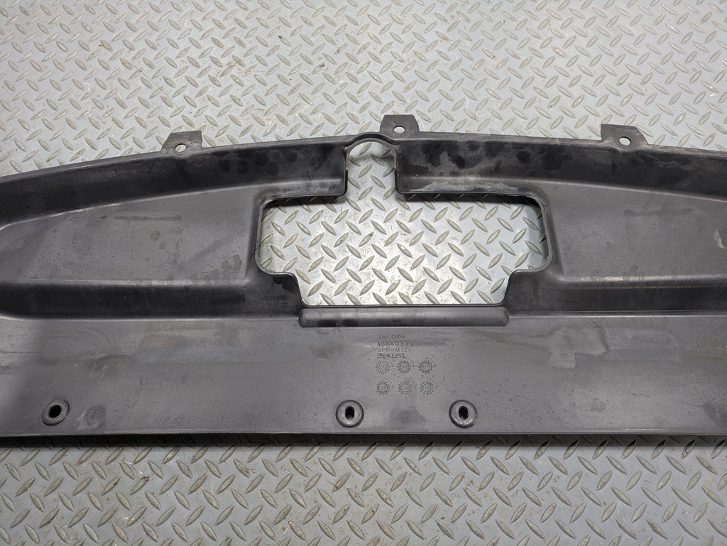 2010 - 2014 OEM CADILLAC ESCALADE ESV UPPER RADIATOR AIR BAFFLE PLASTIC COVER
