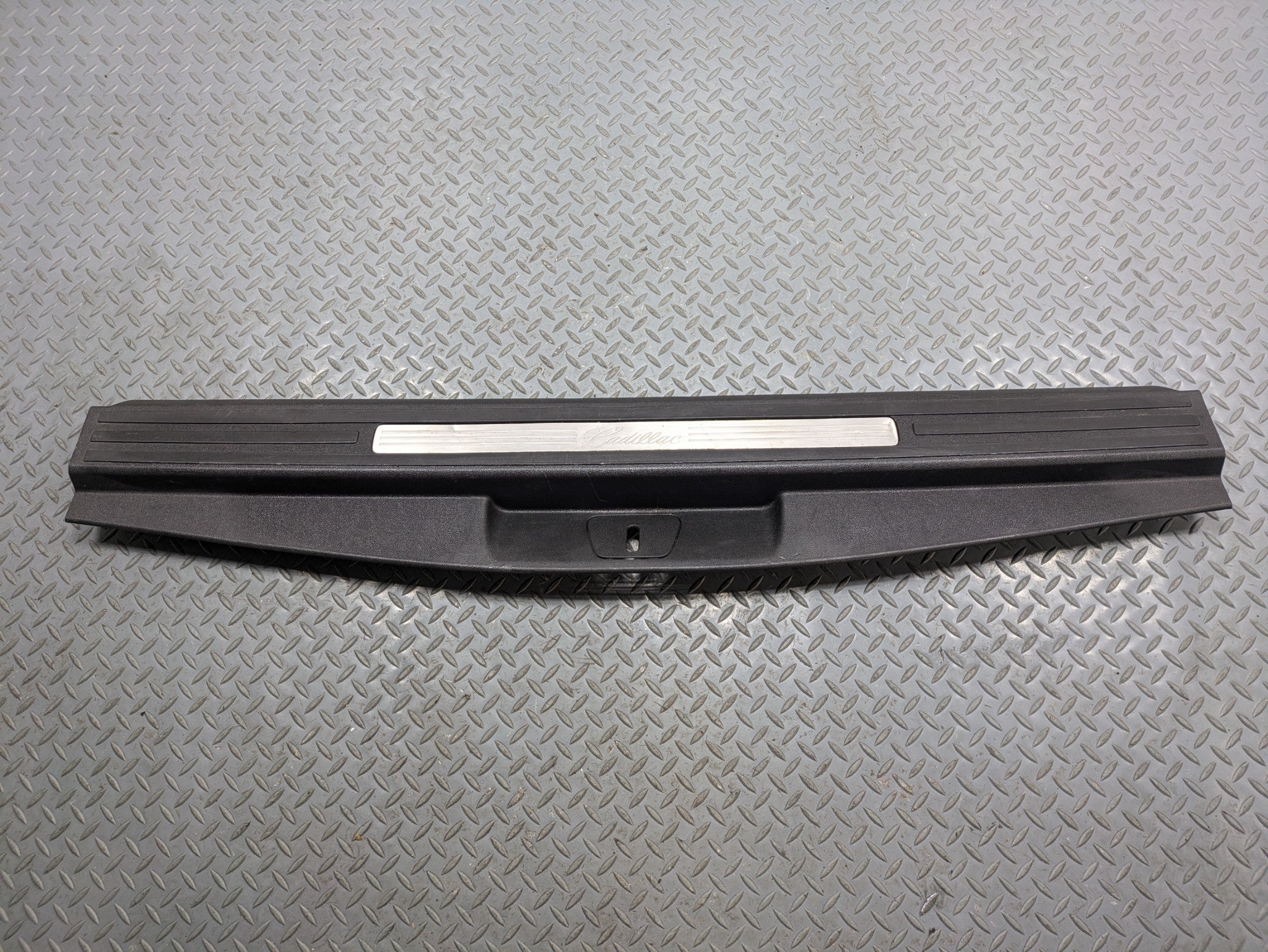 2010 - 2014 OEM CADILLAC ESCALADE ESV REAR TRUNK SCUFF SILL TRIM COVER