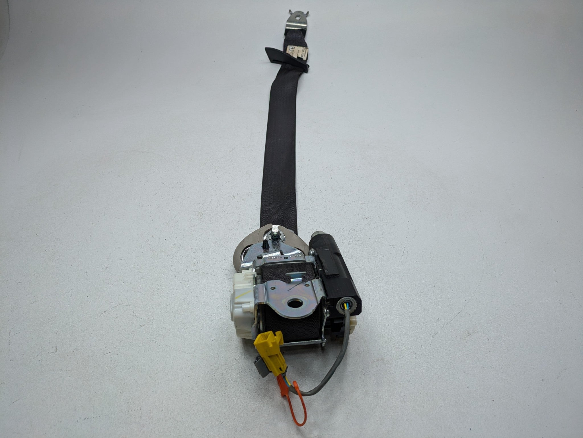 2010 - 2014 OEM CADILLAC ESCALADE ESV FRONT RIGHT PASSENGER SIDE SEAT BELT