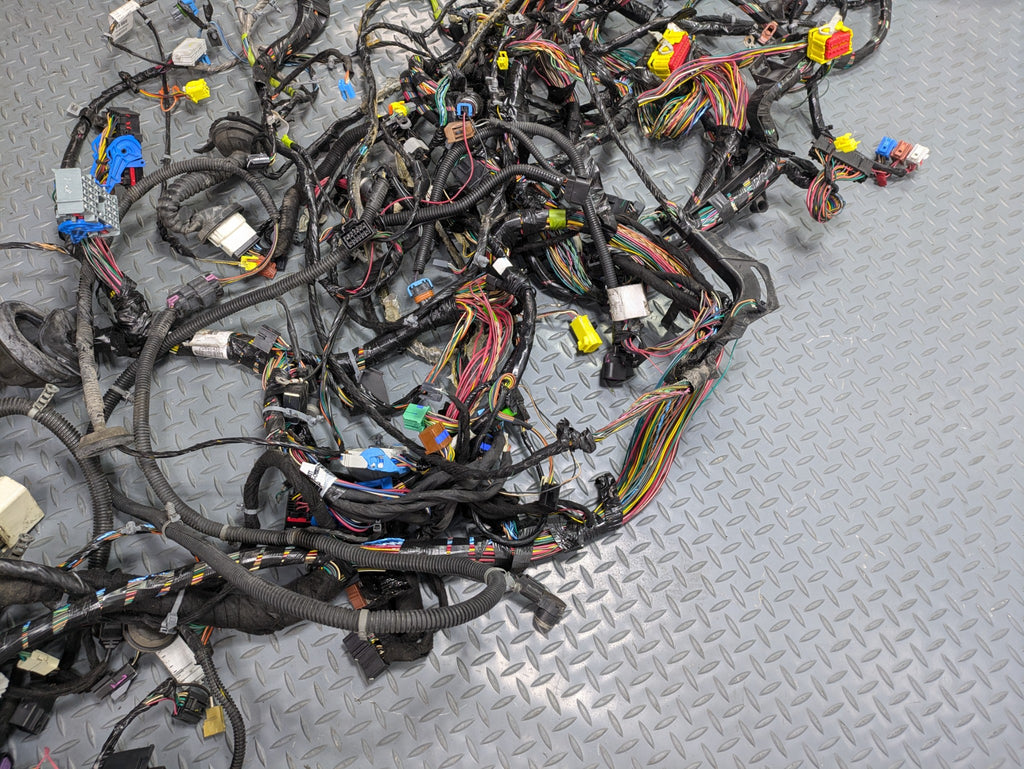 10 - 14 OEM CADILLAC ESCALADE ESV INTERIOR BODY WIRE HARNESS CABLE AND CONNECTOR