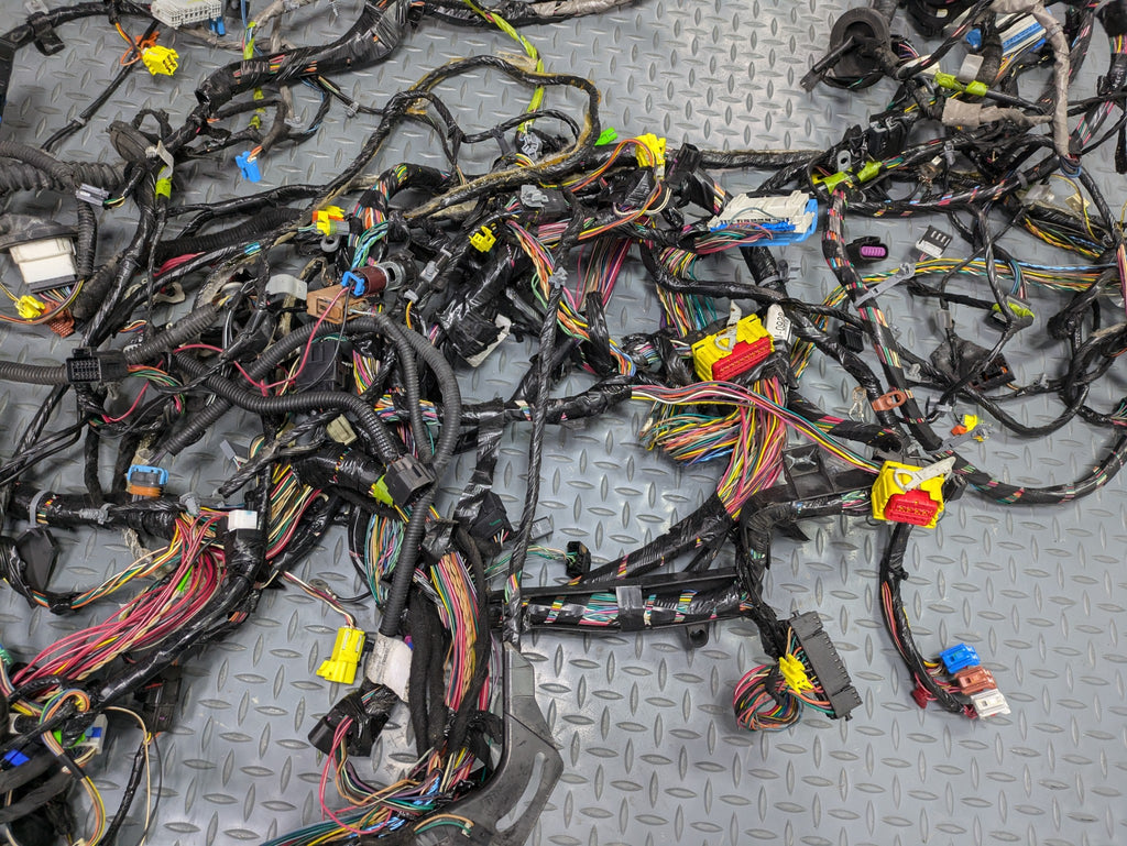 10 - 14 OEM CADILLAC ESCALADE ESV INTERIOR BODY WIRE HARNESS CABLE AND CONNECTOR