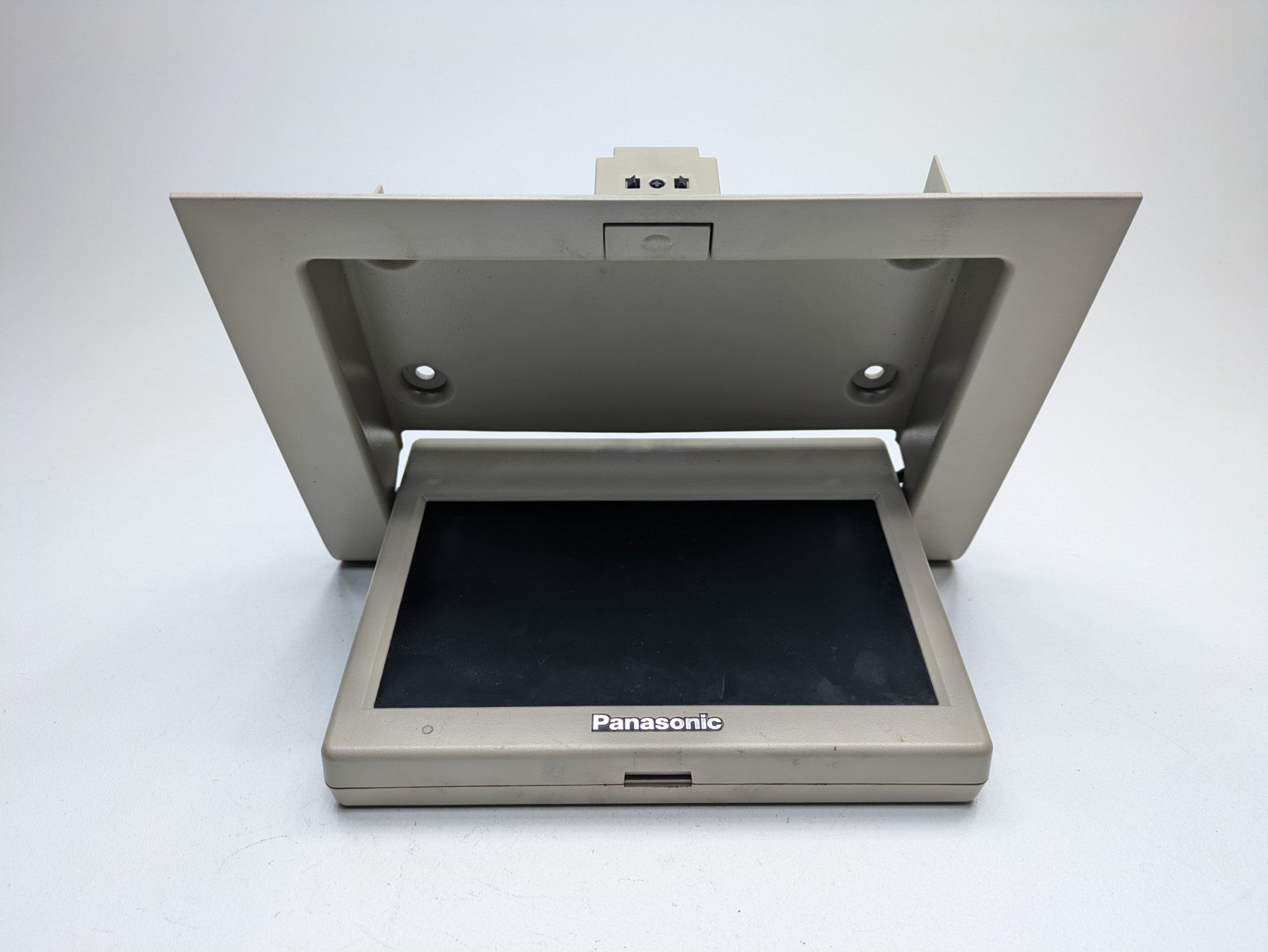 2010 - 2014 OEM CADILLAC ESCALADE ESV REAR ROOF MOUNTED ENTERTAINMENT SCREEN