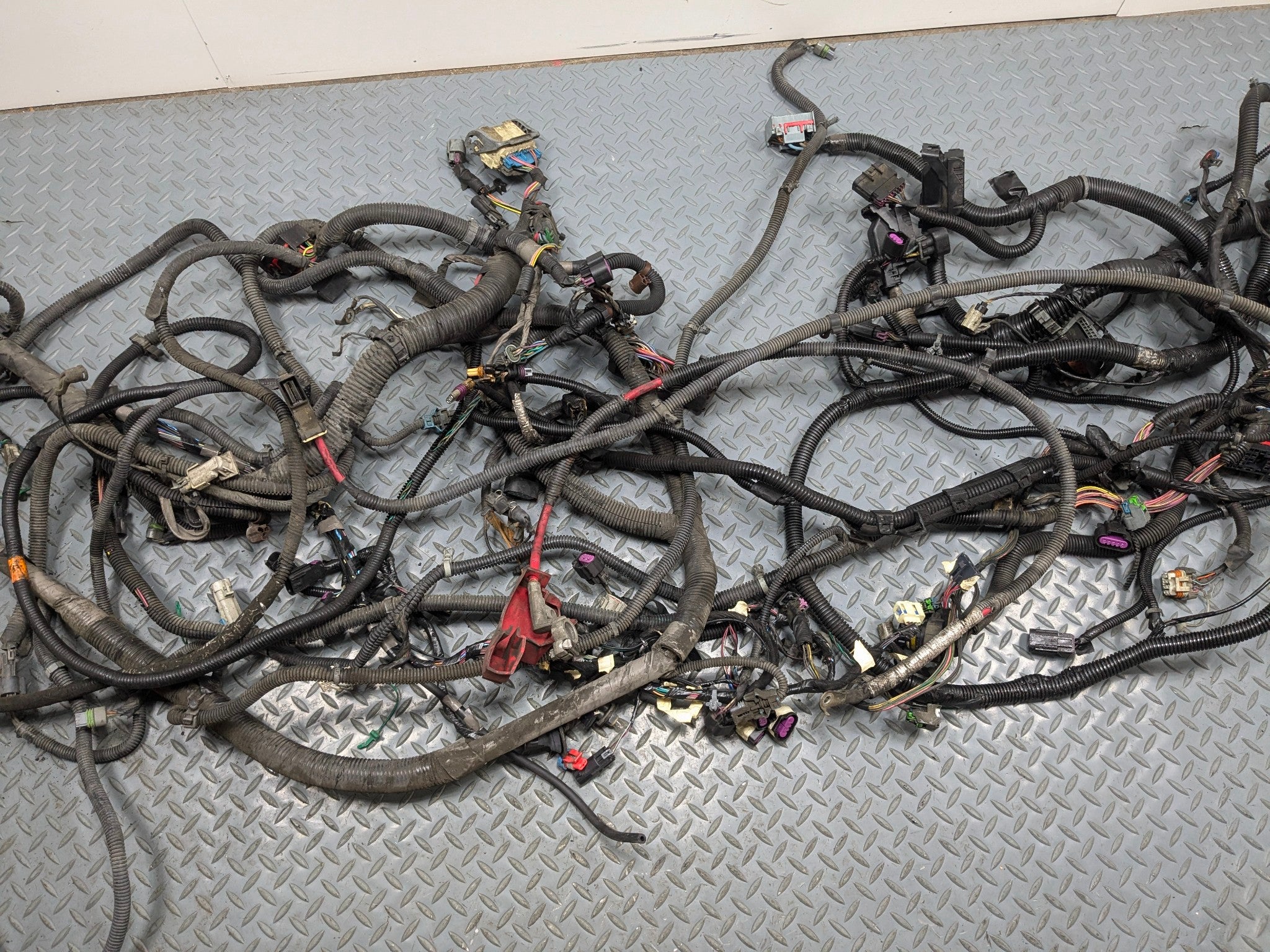 10 - 14 OEM CADILLAC ESCALADE ESV INTERIOR HOOD WIRE HARNESS CABLE AND CONNECTOR