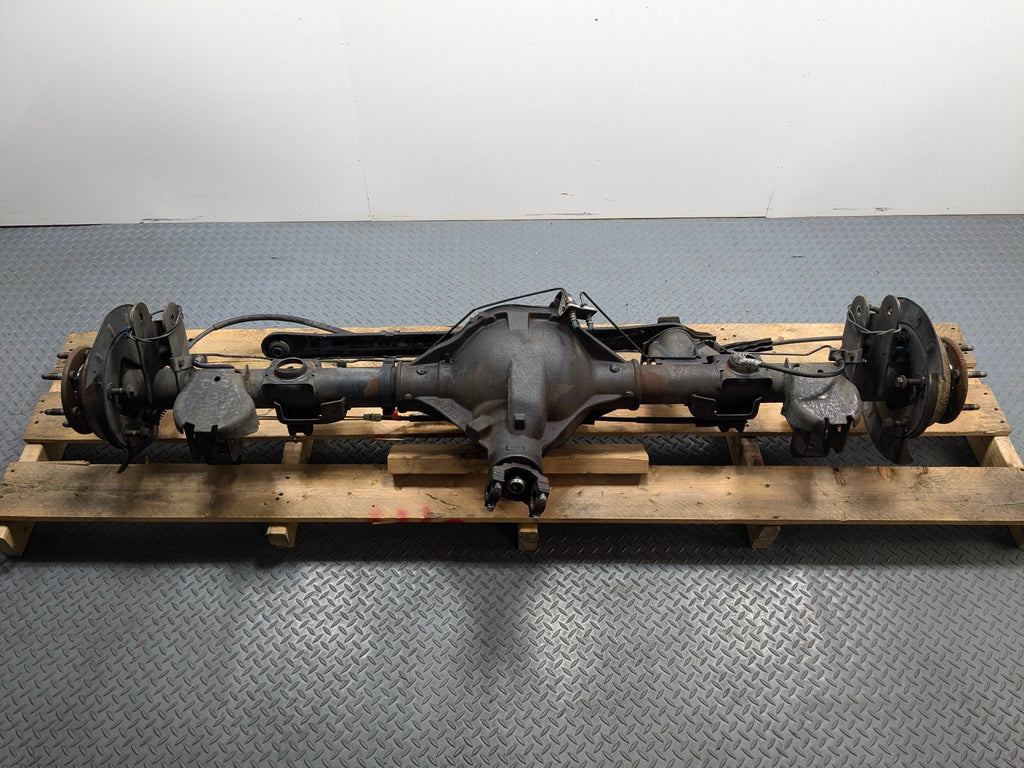 2010 - 2014 OEM CADILLAC ESCALADE ESV REAR AXLE HOUSING ASSEMBLY