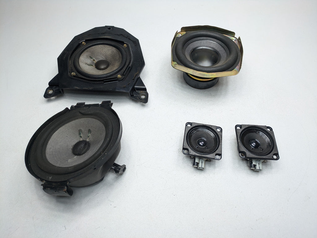 2003 - 2006 OEM CHEVROLET TAHOE FRONT AND REAR AUDIO SOUND SYSTEM SPEAKER SET