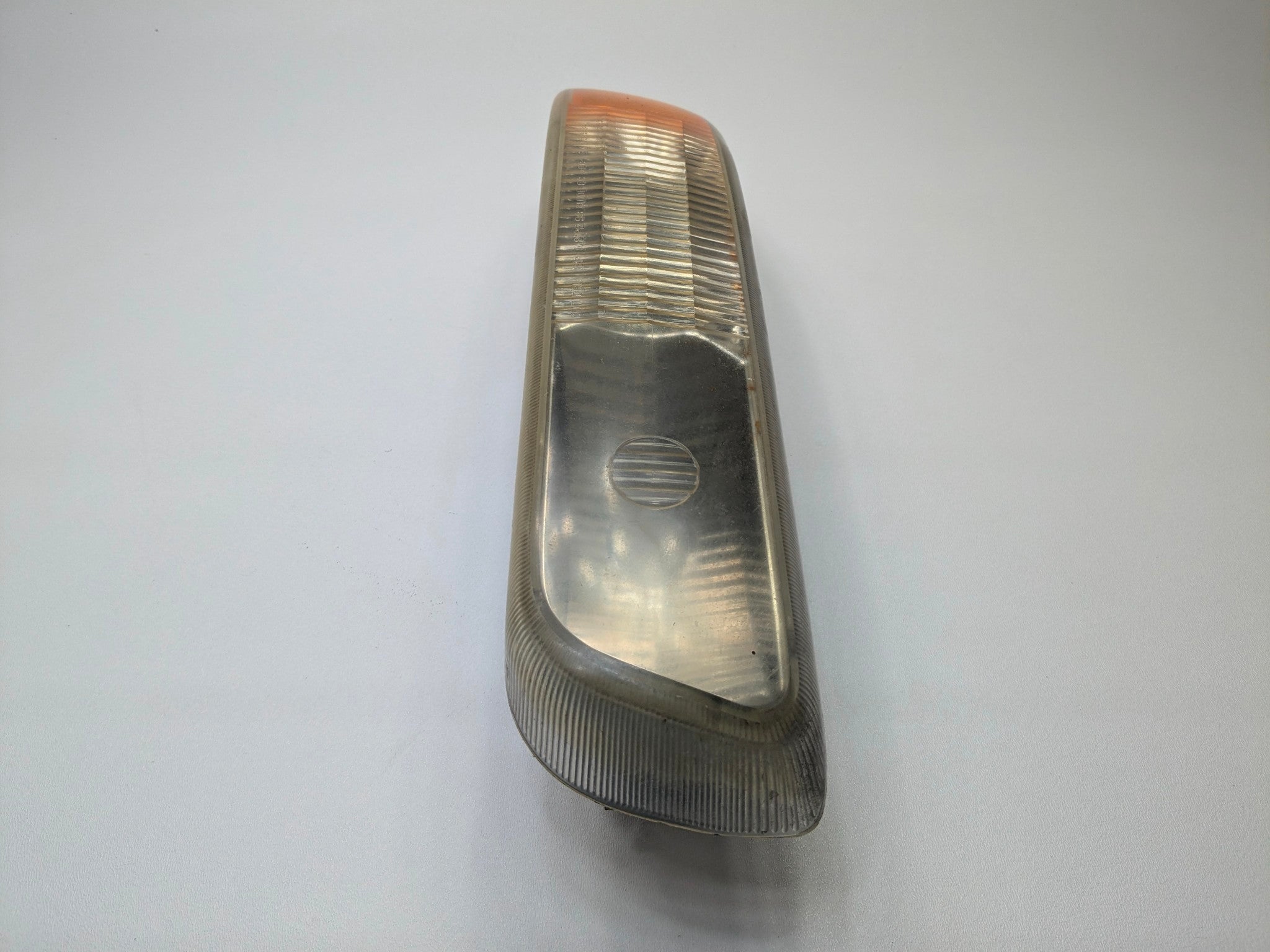 03 - 06 OEM CHEVROLET TAHOE FRONT LEFT TURN SIGNAL FOG LIGHT LAMP  ASSEMBLY