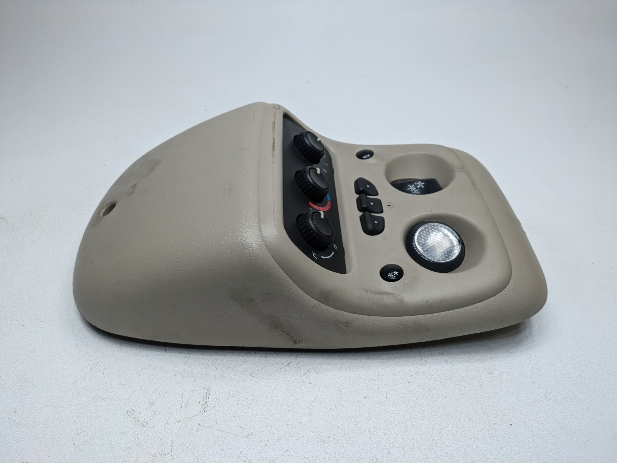 03 - 06 OEM CHEVROLET TAHOE FRONT OVERHEAD ROOF INTERIOR LIGHT WITH AC CONTROL