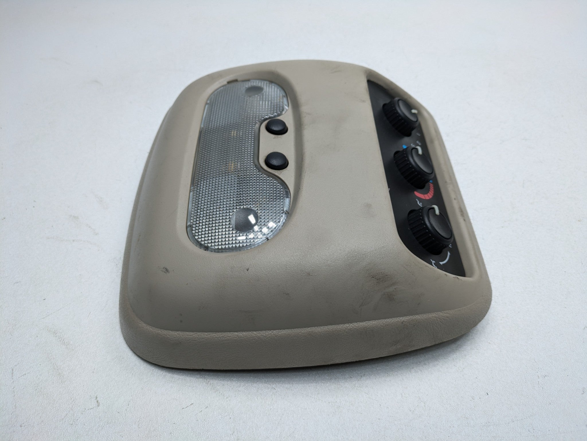03 - 06 OEM CHEVROLET TAHOE REAR OVERHEAD ROOF INTERIOR LIGHT WITH AC CONTROL