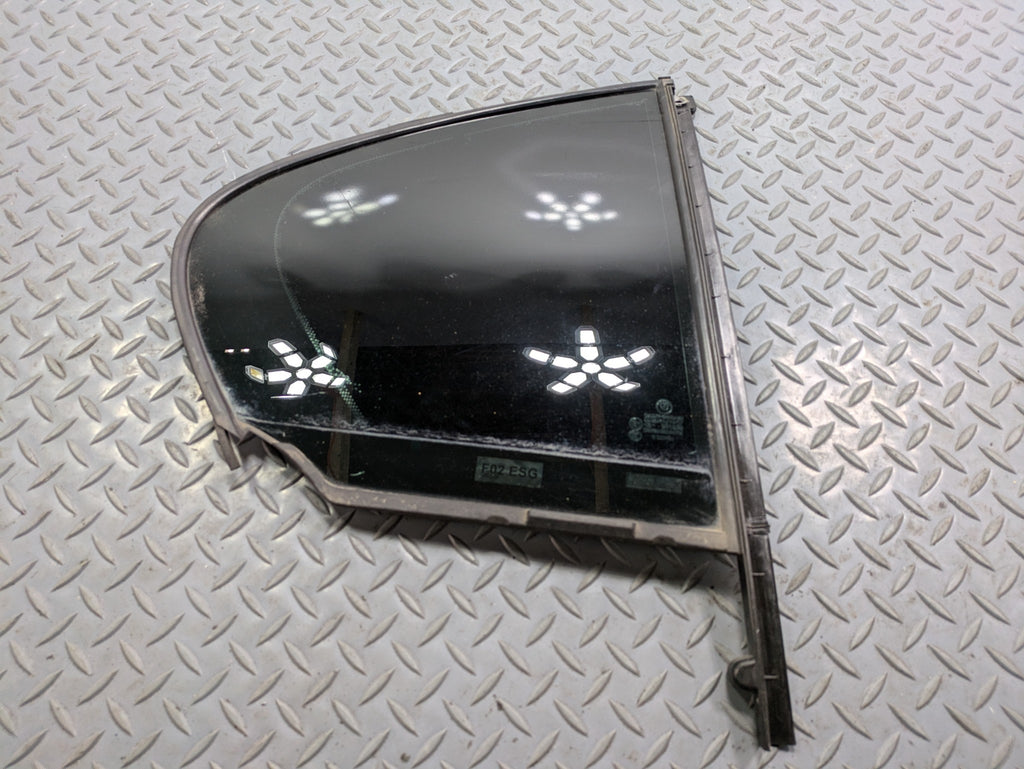 08 - 12 OEM BMW 750LI REAR RIGHT PASSENGER SIDE DOOR QUARTER VENT WINDOW GLASS