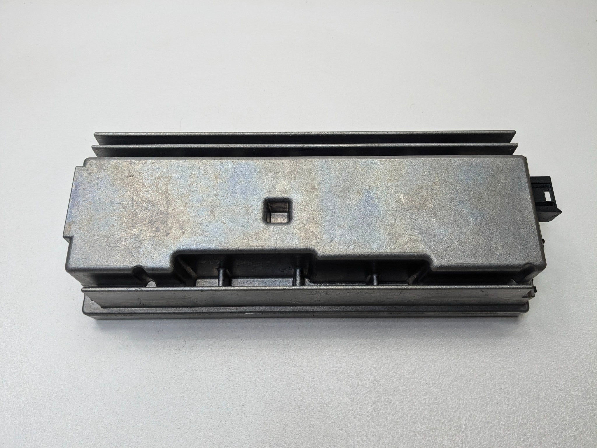 2008 - 2012 OEM BMW 750LI TOP HIFI LEAR RADIO AUDIO SYSTEM AMPLIFIER UNIT