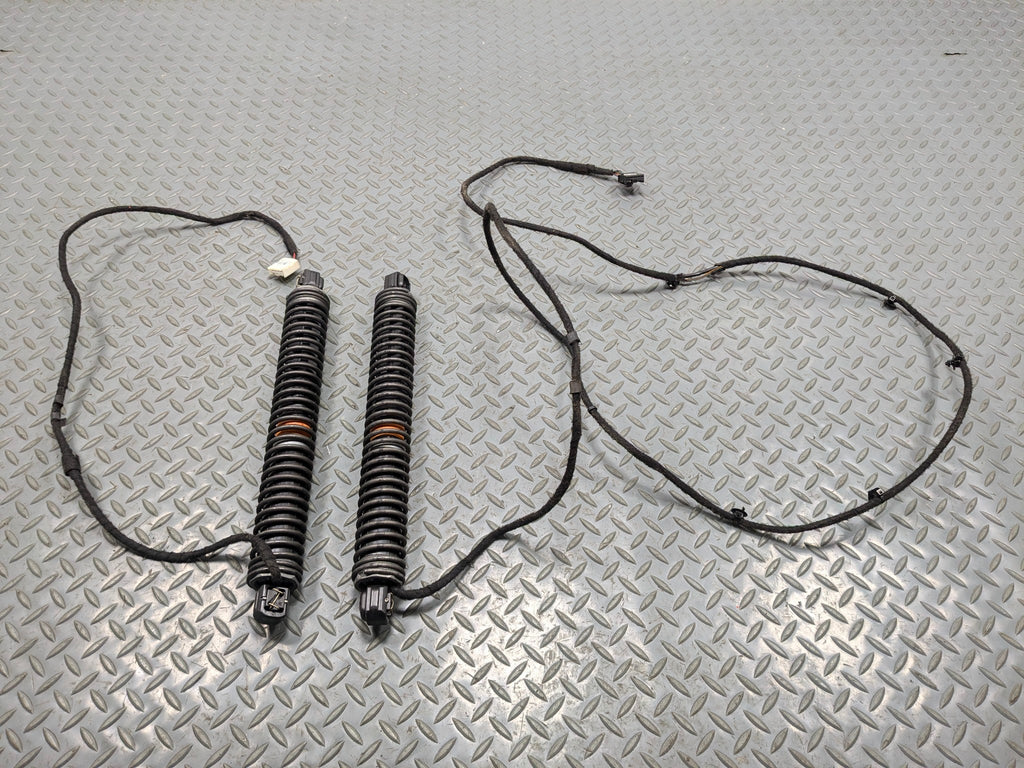 08 - 12 OEM BMW 750LI REAR LEFT AND RIGHT TAILGATE SHOCK STRUT ABSORBER SET